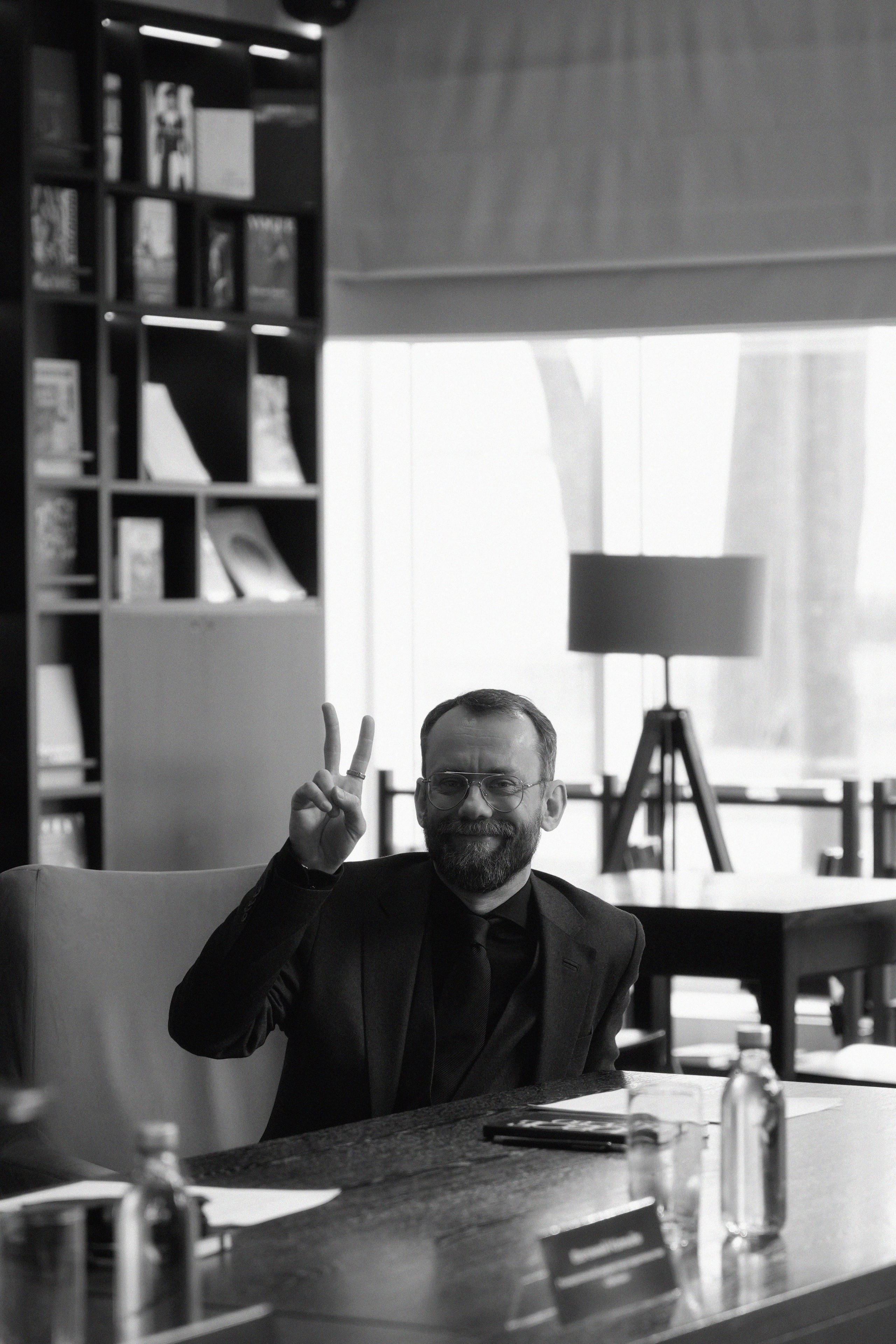 НОВОЕ СЛОВО. ANNA — PHOTOGRAPHER