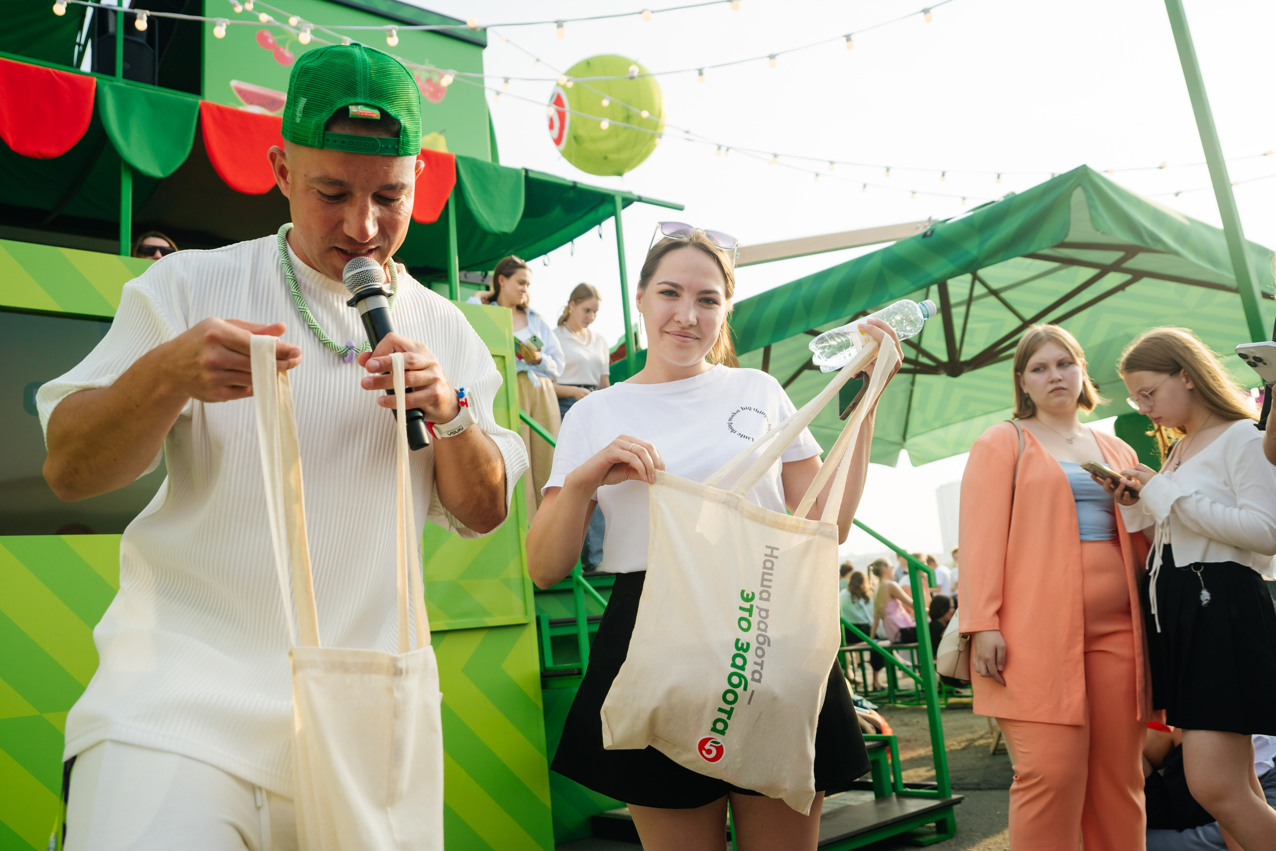 Пятерочка на VK фесте. Видеограф и Фотограф в Челябинске Ксения и Владимир Рюмины