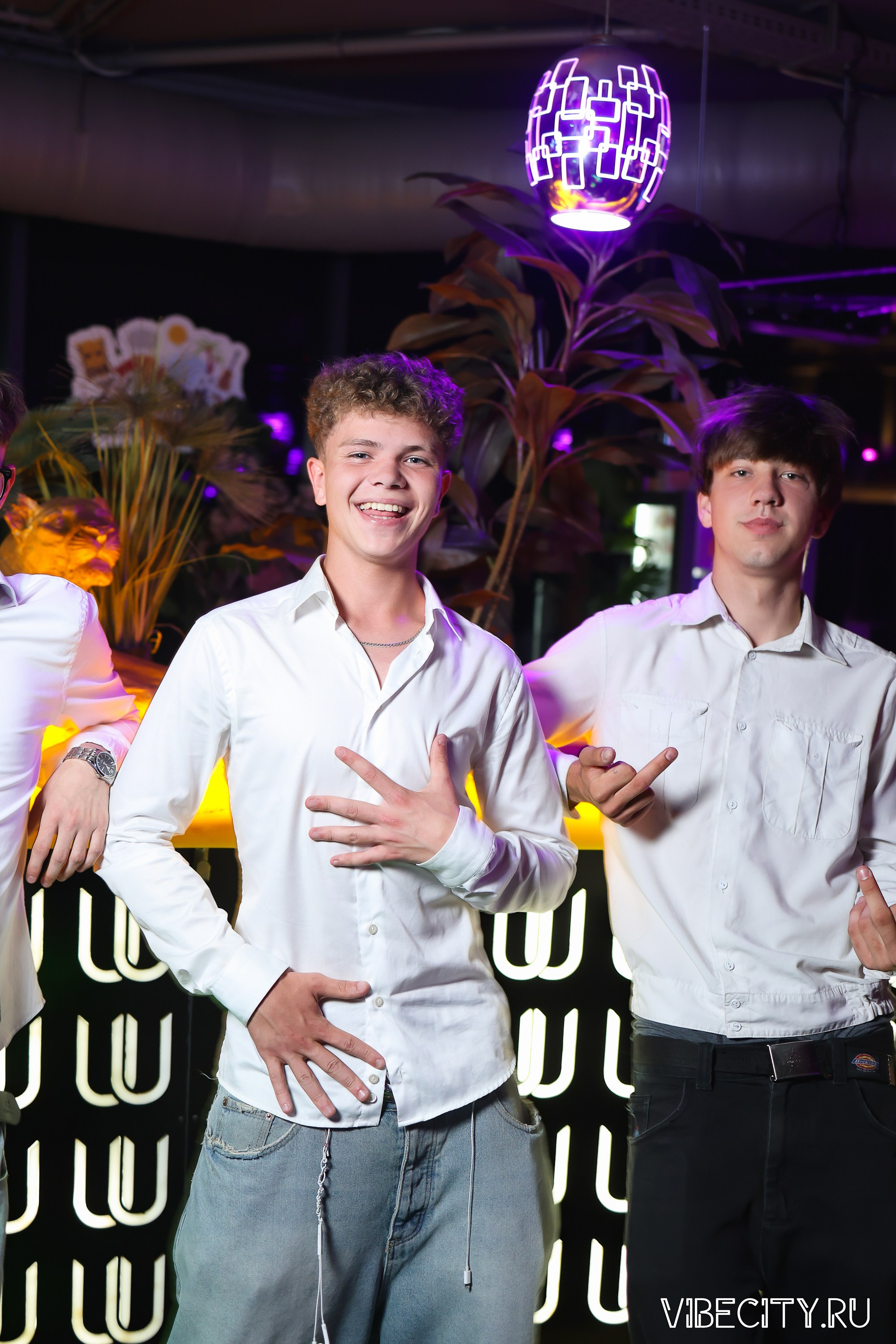 DOUBLE U. VIBECITY.RU Вайб Сити Ру Фоторепортажи Фотоотчеты Калининград