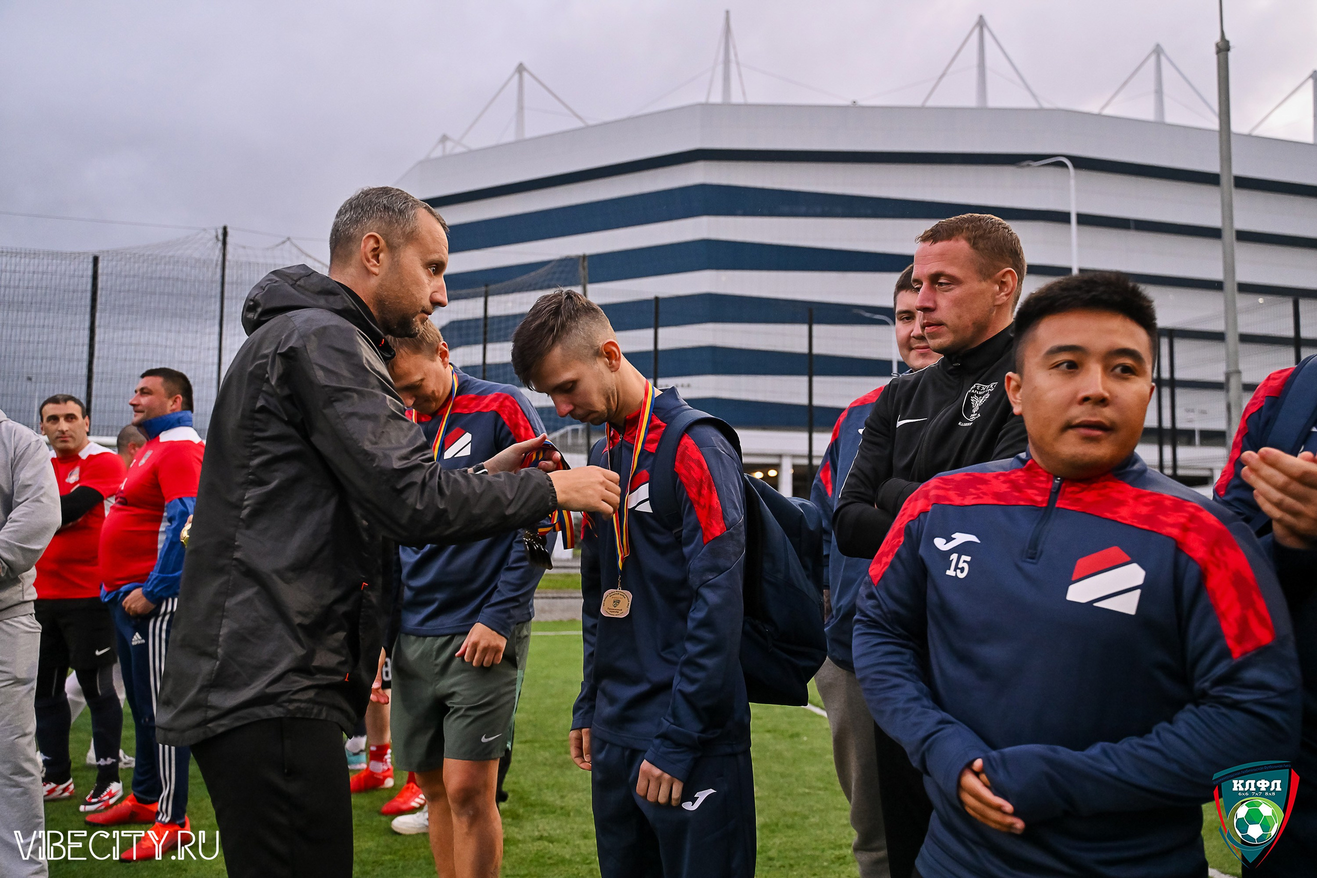 ФИНАЛЬНЫЕ МАТЧИ ПЛЕЙ-ОФФ XXl ЛЕТНЕГО КУБКА КАЛИНИНГРАДСКОЙ ЛФЛ. VIBECITY.RU Вайб Сити Ру Фоторепортажи Фотоотчеты Калининград