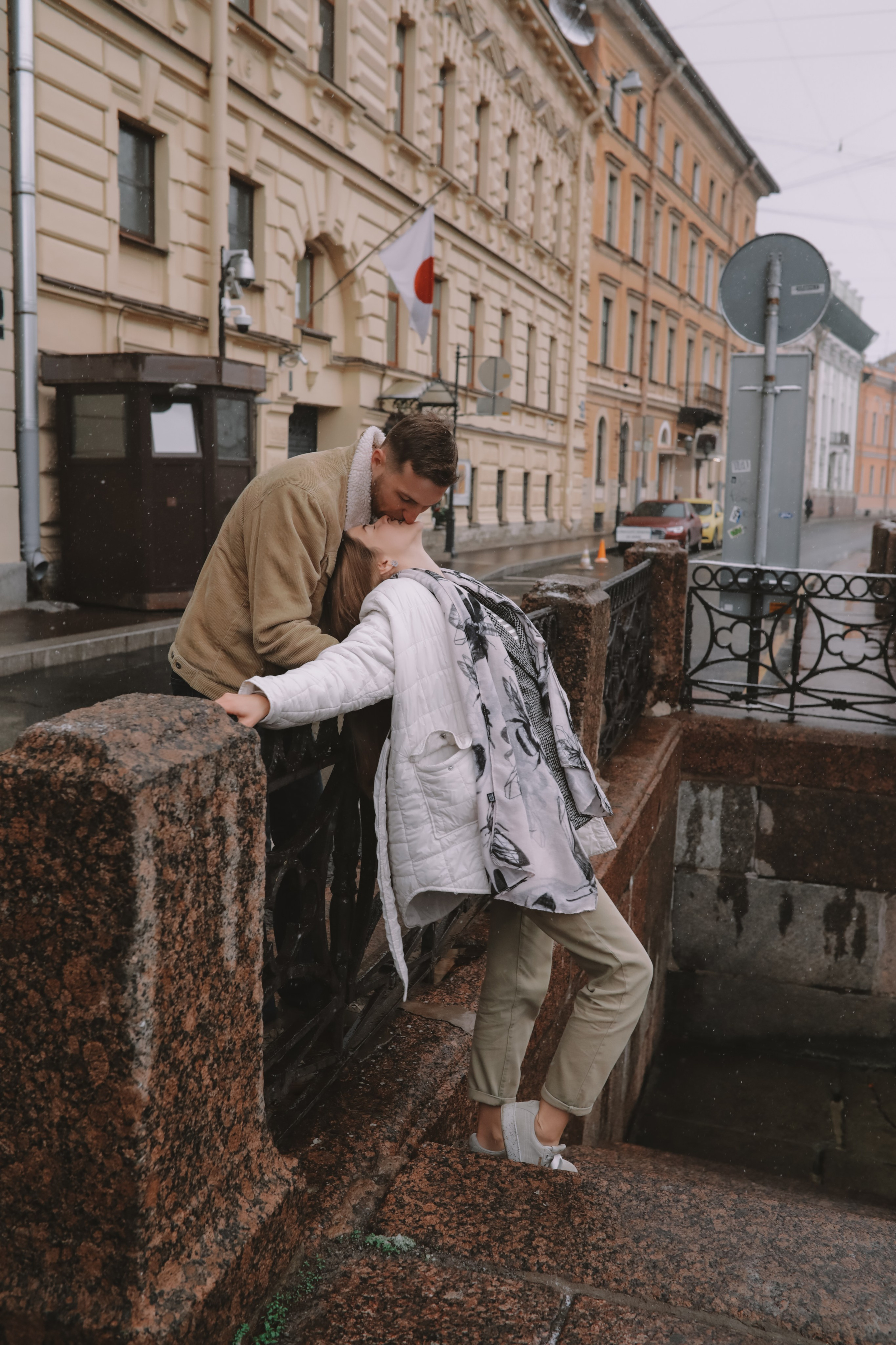 Фотопрогулка по Дворцовой площади под первым снегом, в Санкт-Петербурге. Фотограф в Санкт-Петербурге Разиля Идиятуллина