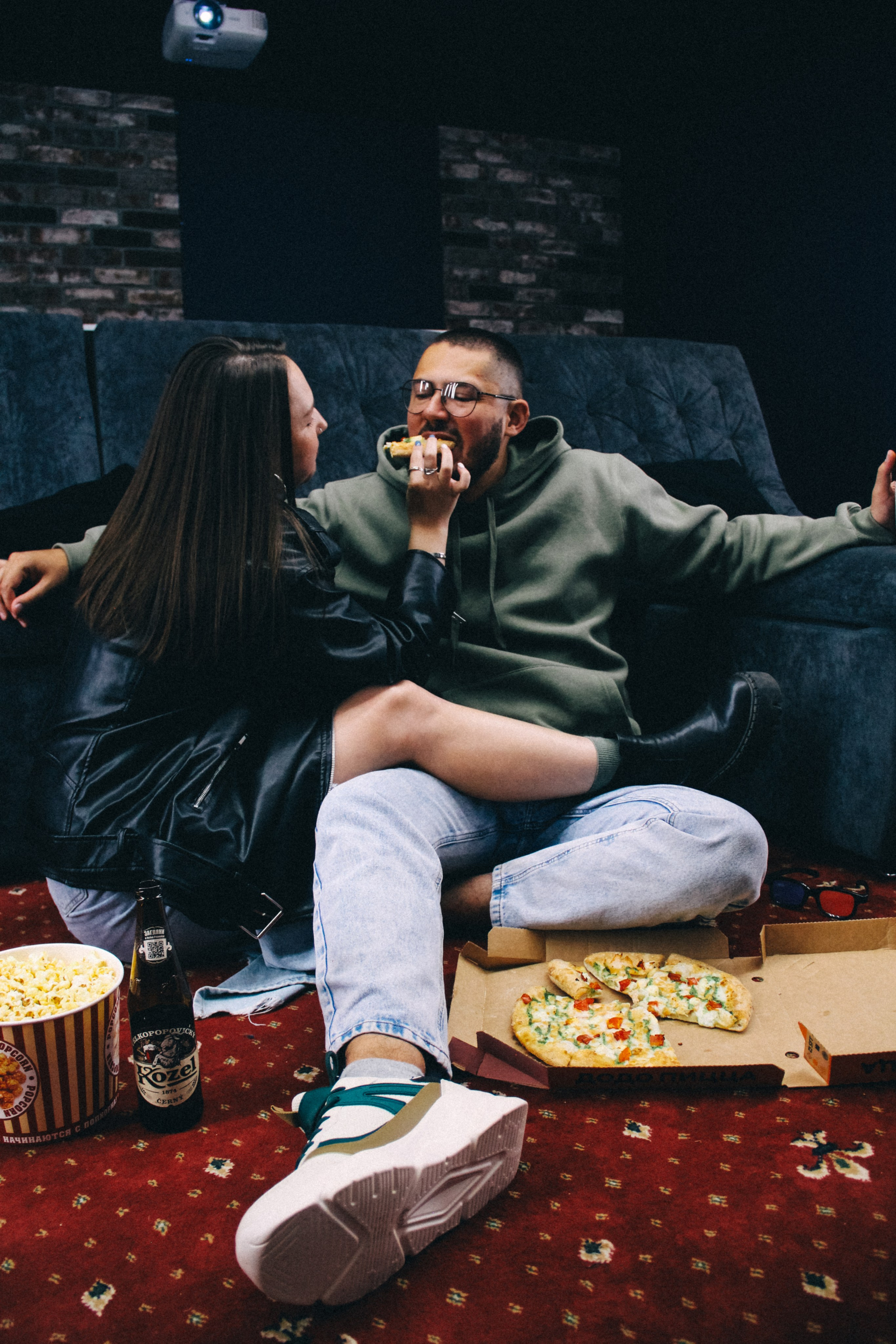 Кинотеатр. Семейный фотодуэт Ирина и Николай Власьевы. Фотосессии в Новосибирске