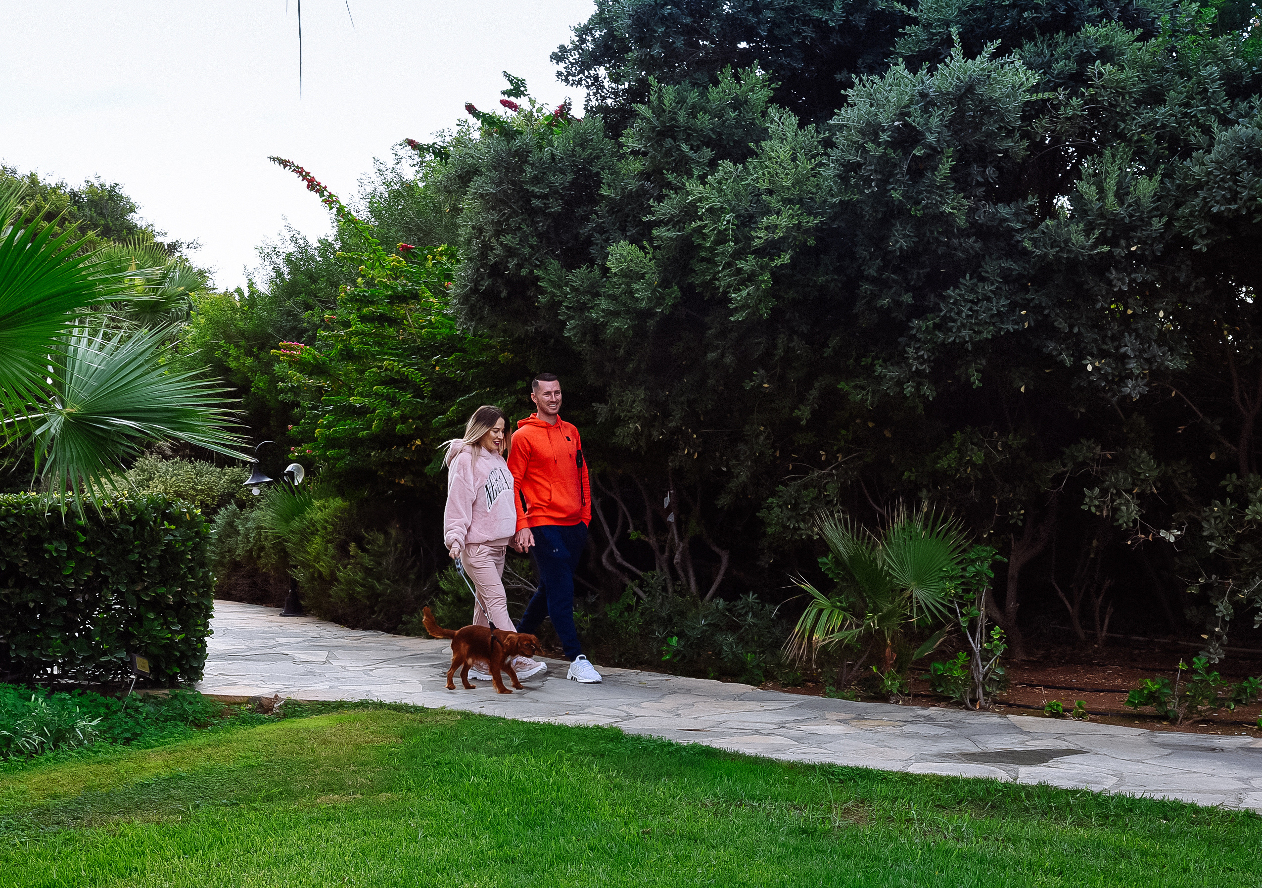 Двое и собака. Свадебный и семейный фотограф