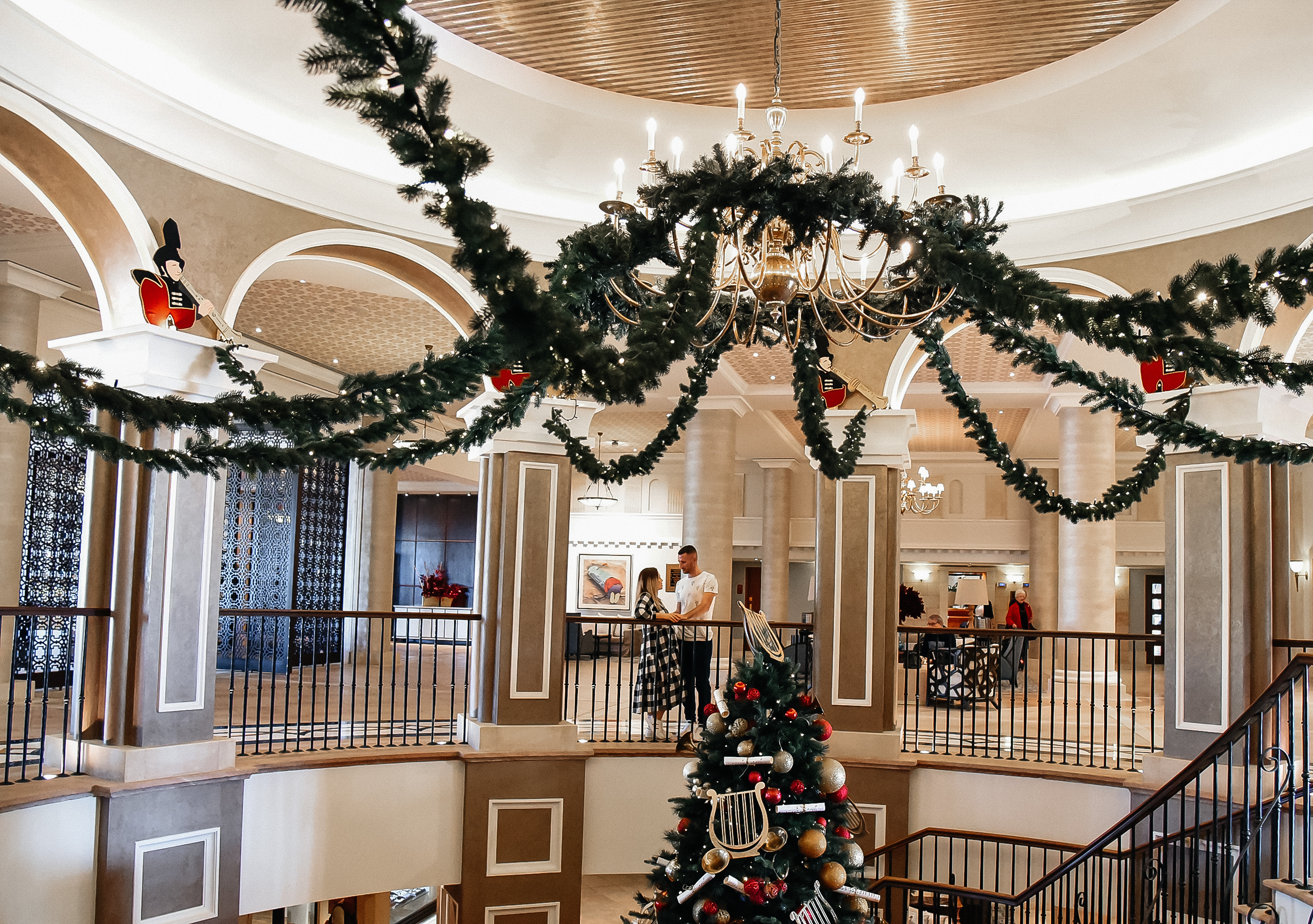 Двое и собака. Свадебный и семейный фотограф