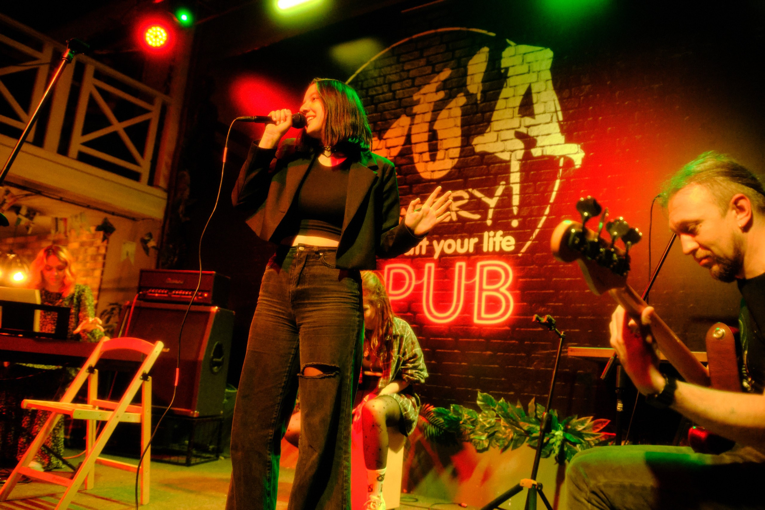 ArtaPub. Антон Ив