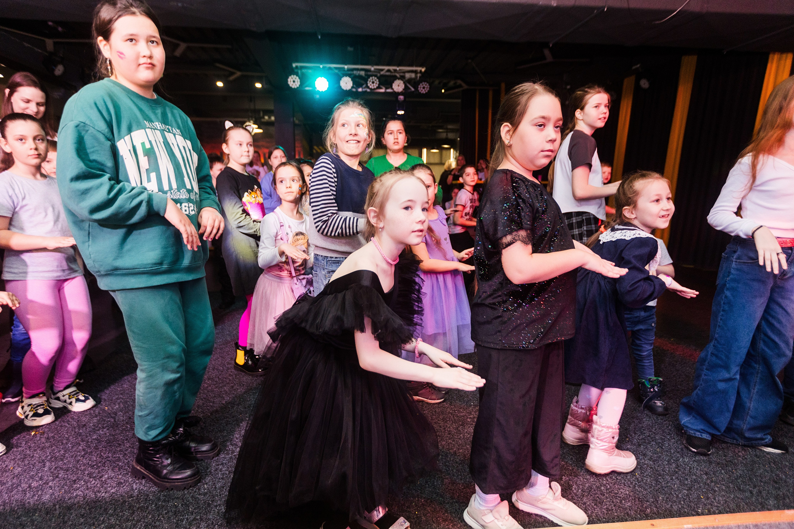 Арлекину 18 лет. Детский фотограф видеограф в Хабаровске Михаил Орлов