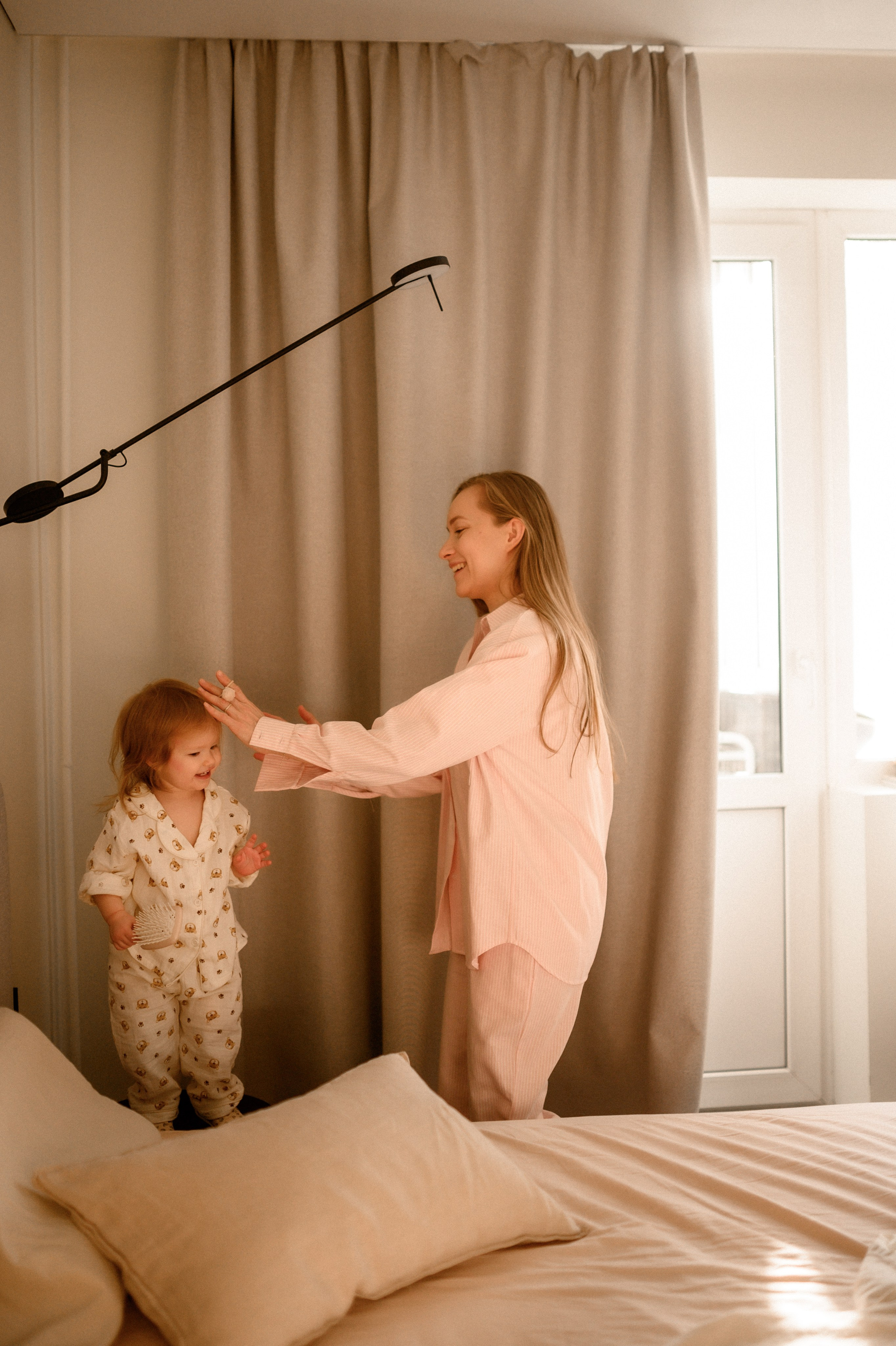 Даша и Варя дома. Семейный и свадебный lifestyle-фотограф в Москве Мария Петрова