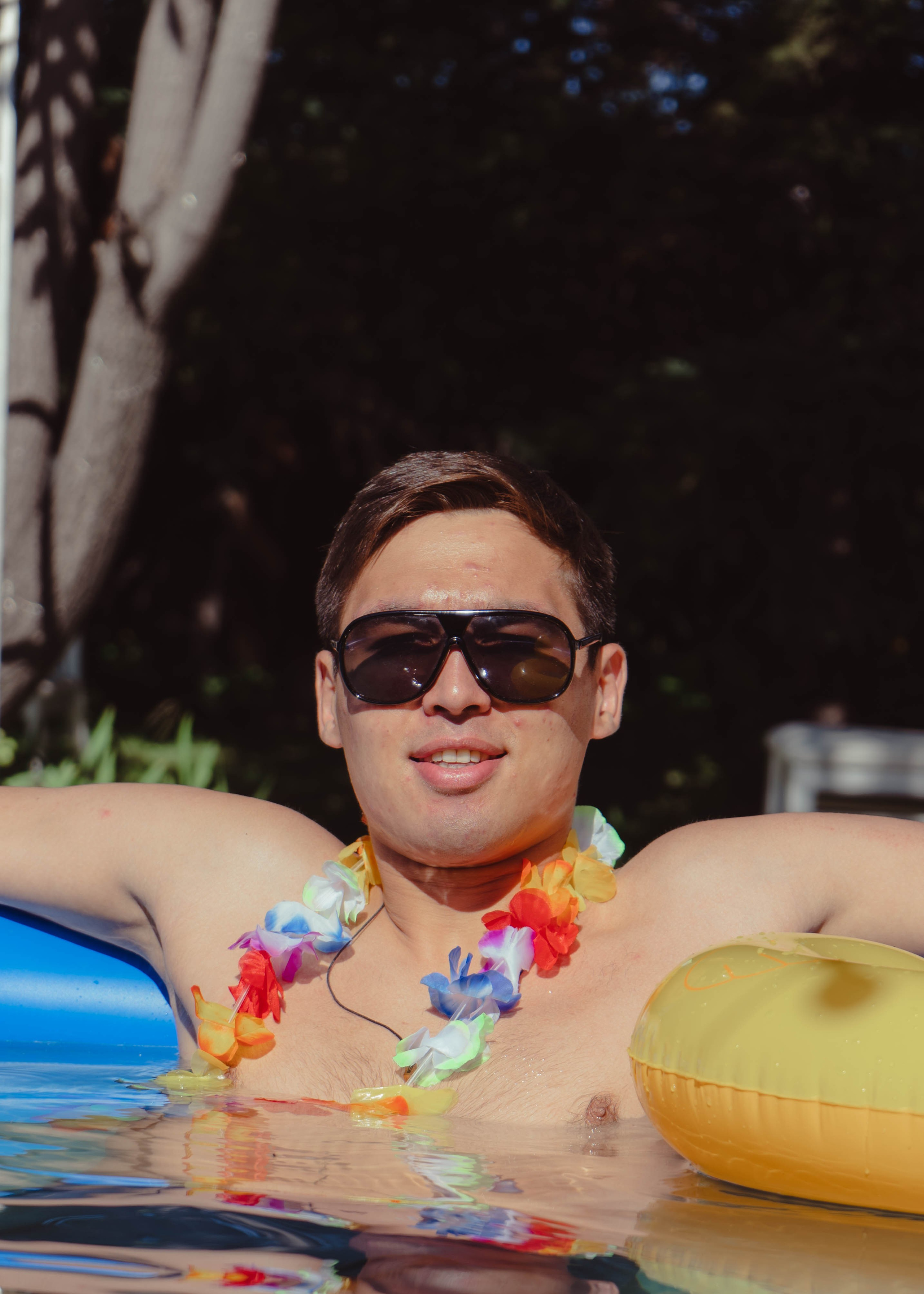 Гавайская вечеринка. Кир Анисин. Режиссер & фотограф