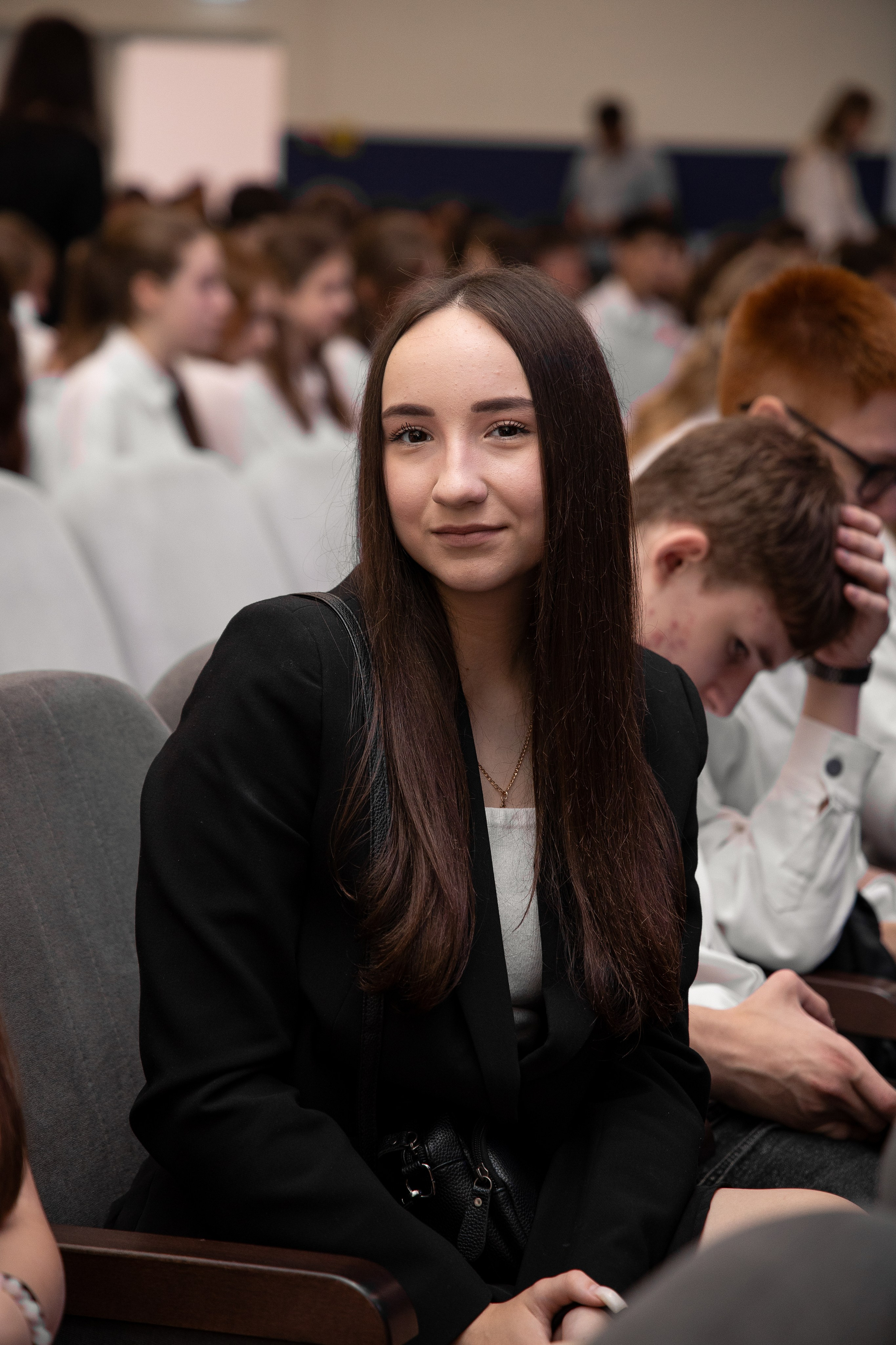 Выпускной в школе. Анна Рышкевич