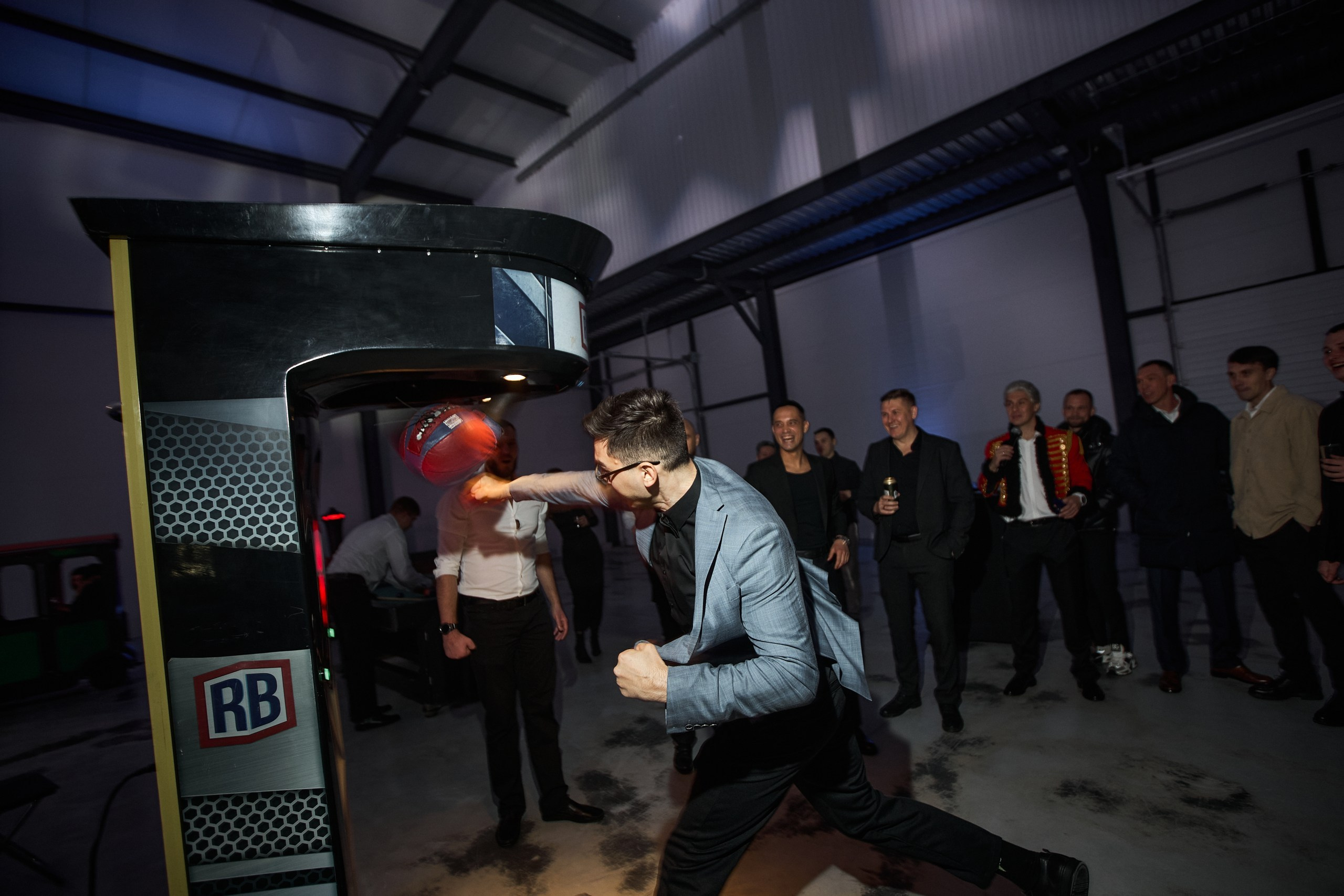 Уральская Кровельная. Свадебный фотограф Челябинск, Екатеринбург, Курган — Виктор Слуднов