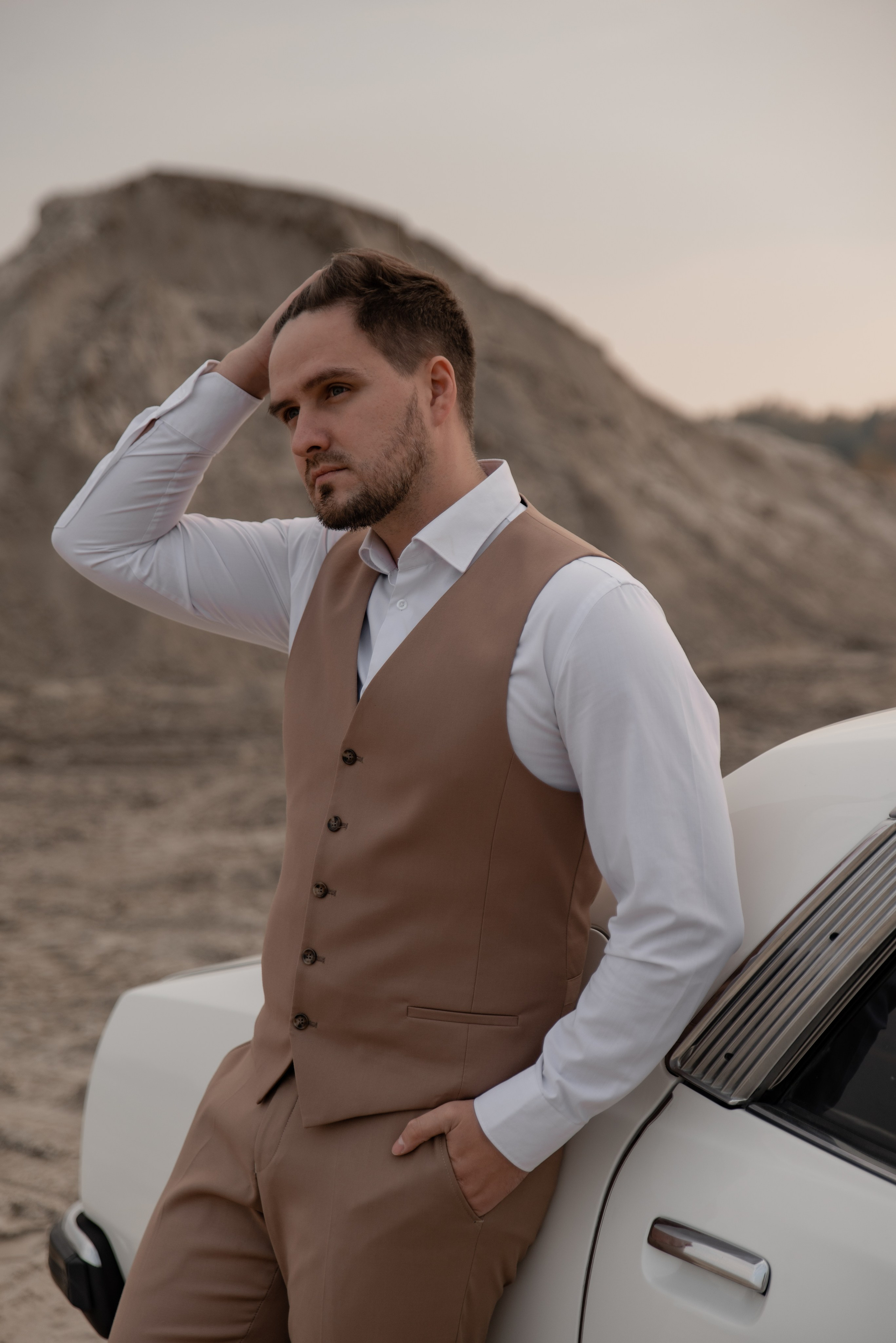 Алена и Женя, съемка с ретро машиной (съемка в рамках моего Воркшопа). Свадебный фотограф Тюмень Анастасия Битная