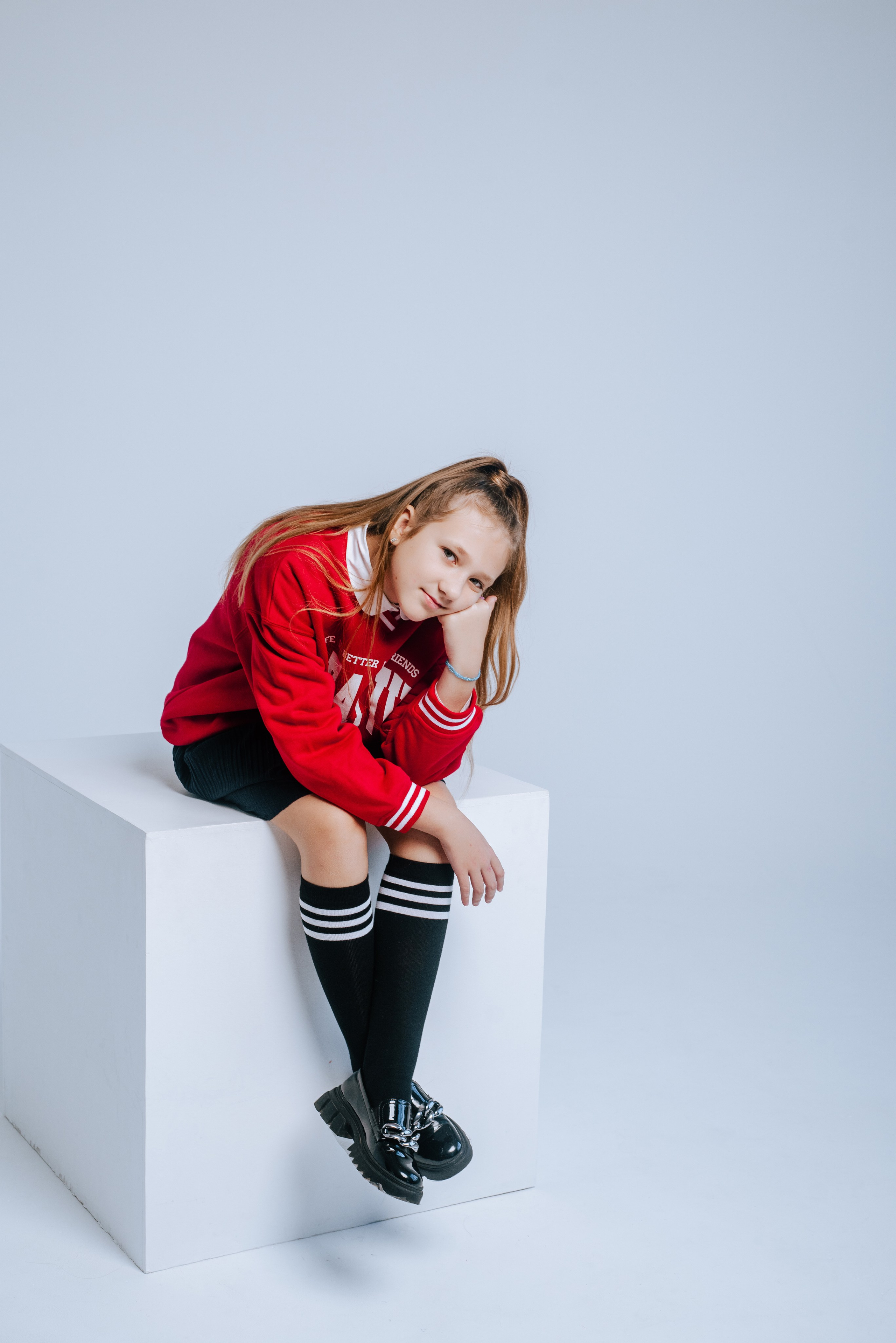 4Б — школа № 1. Фотограф Ярмишко Дарья. Выпускные фотокниги