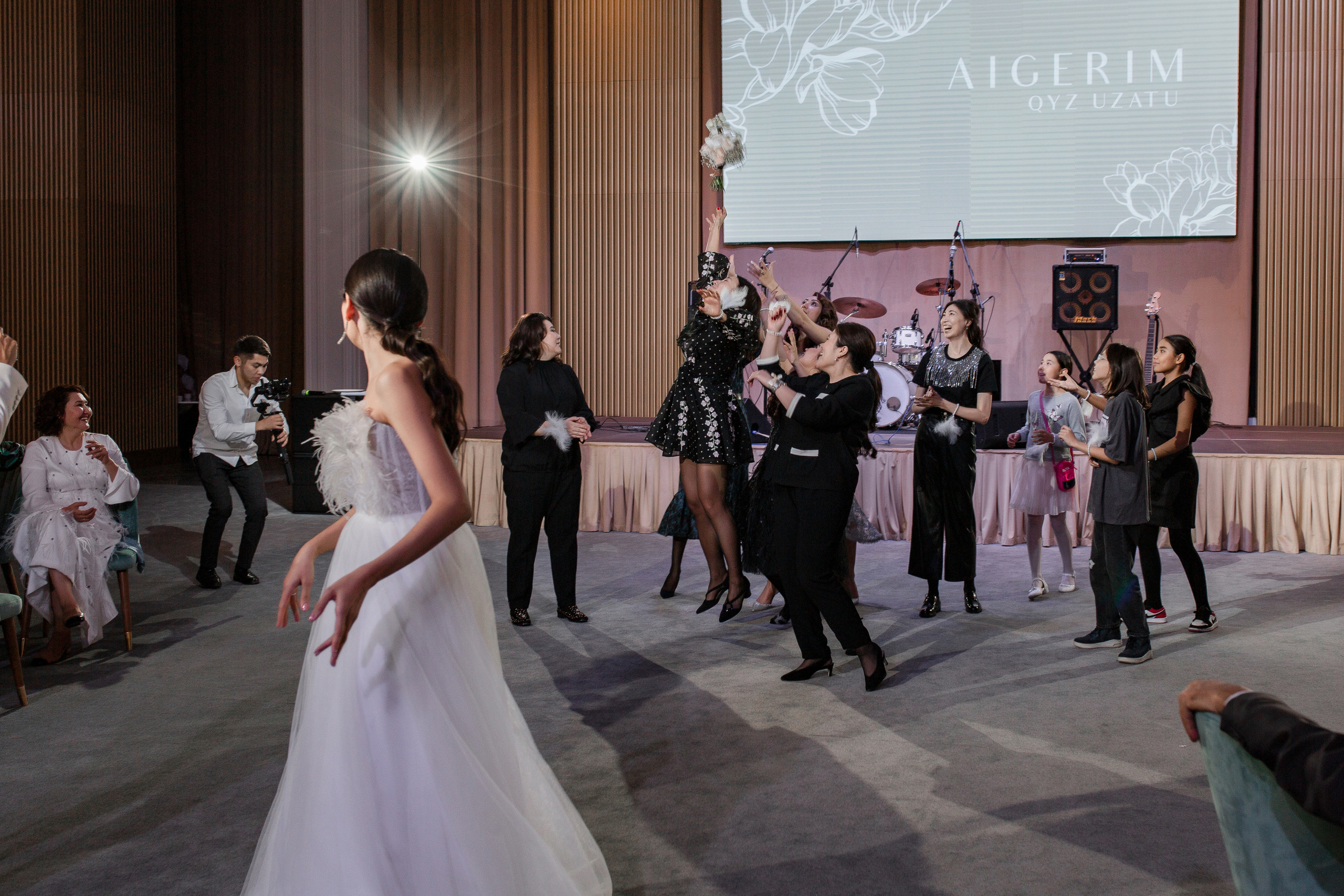 QYZ UZATU AIGERIM. Фотограф в Алматы Диана Токтарова