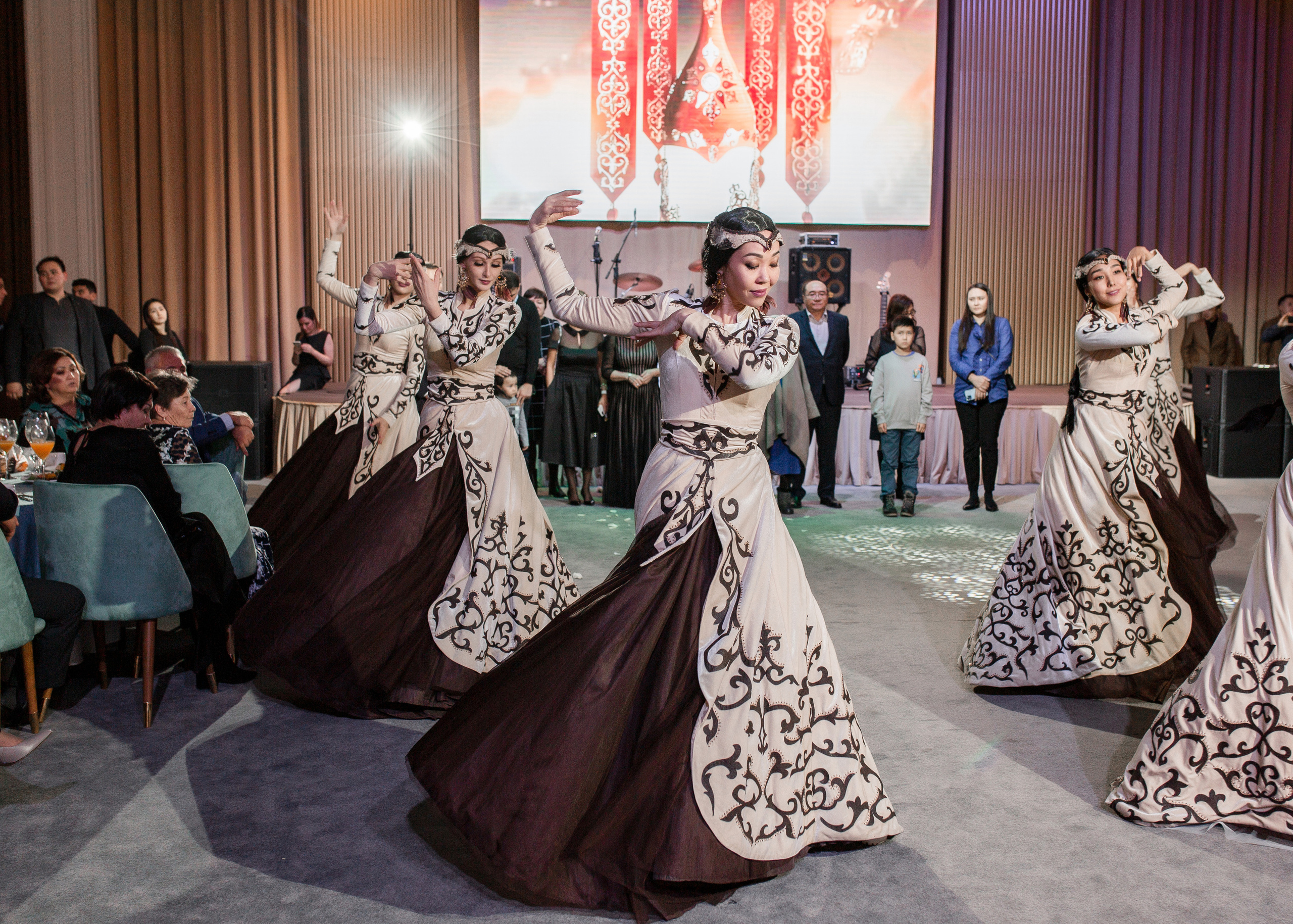 QYZ UZATU AIGERIM. Фотограф в Алматы Диана Токтарова