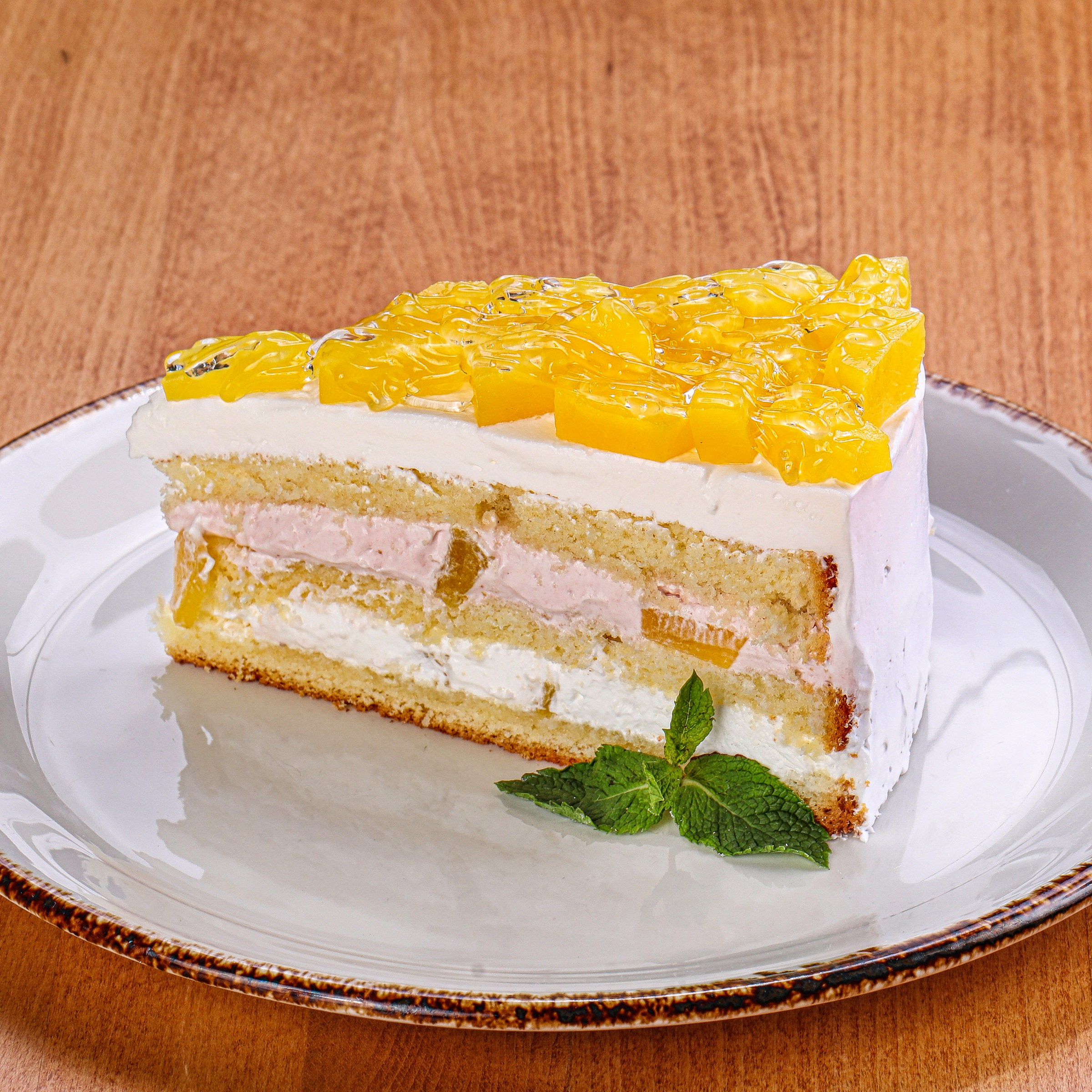 Фотосъемка десертов и выпечки. Заказ по тел.: +7 (906) 006-90-22. Фуд-фотограф Андрей Старостин — съемка еды в Москве. 9000 руб. в час