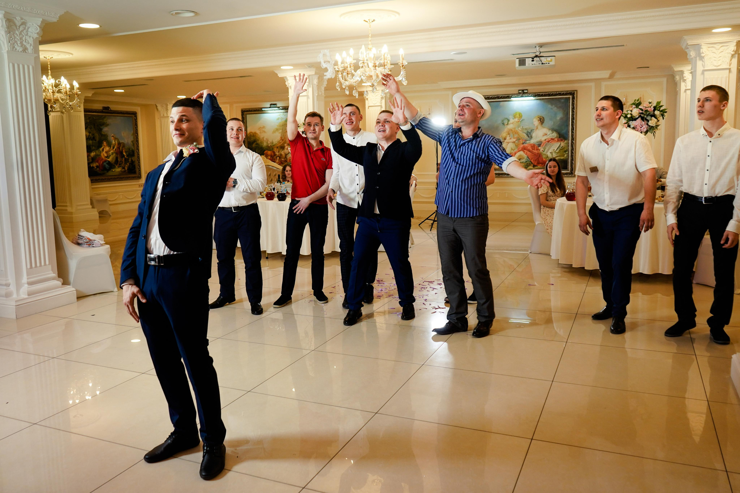 Свадебный день Алексея и Юлии 23.04.2022. Семейный и портретный фотограф в Екатеринбурге Анна Лобанова