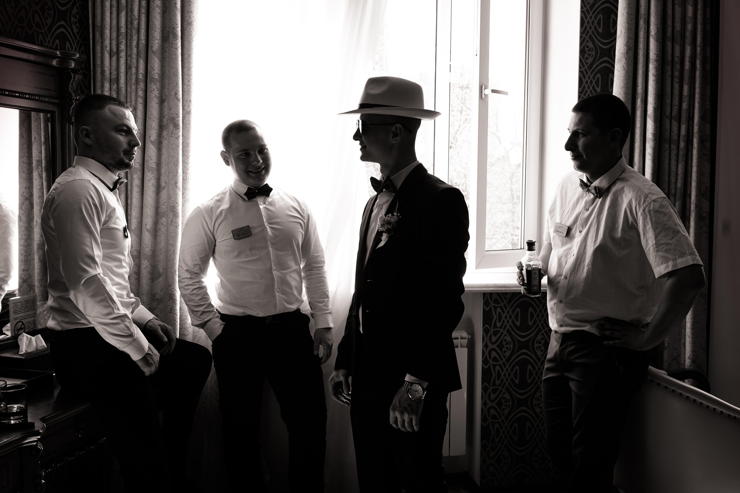 Свадебный день Алексея и Юлии 23.04.2022. Семейный и портретный фотограф в Екатеринбурге Анна Лобанова