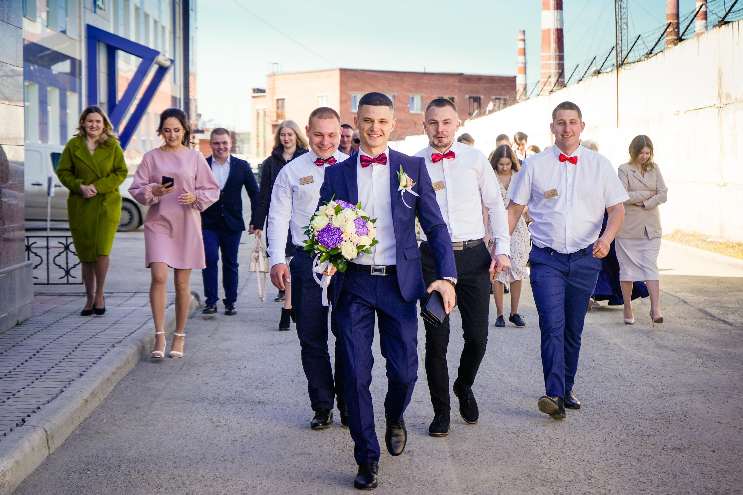 Свадебный день Алексея и Юлии 23.04.2022. Семейный и портретный фотограф в Екатеринбурге Анна Лобанова