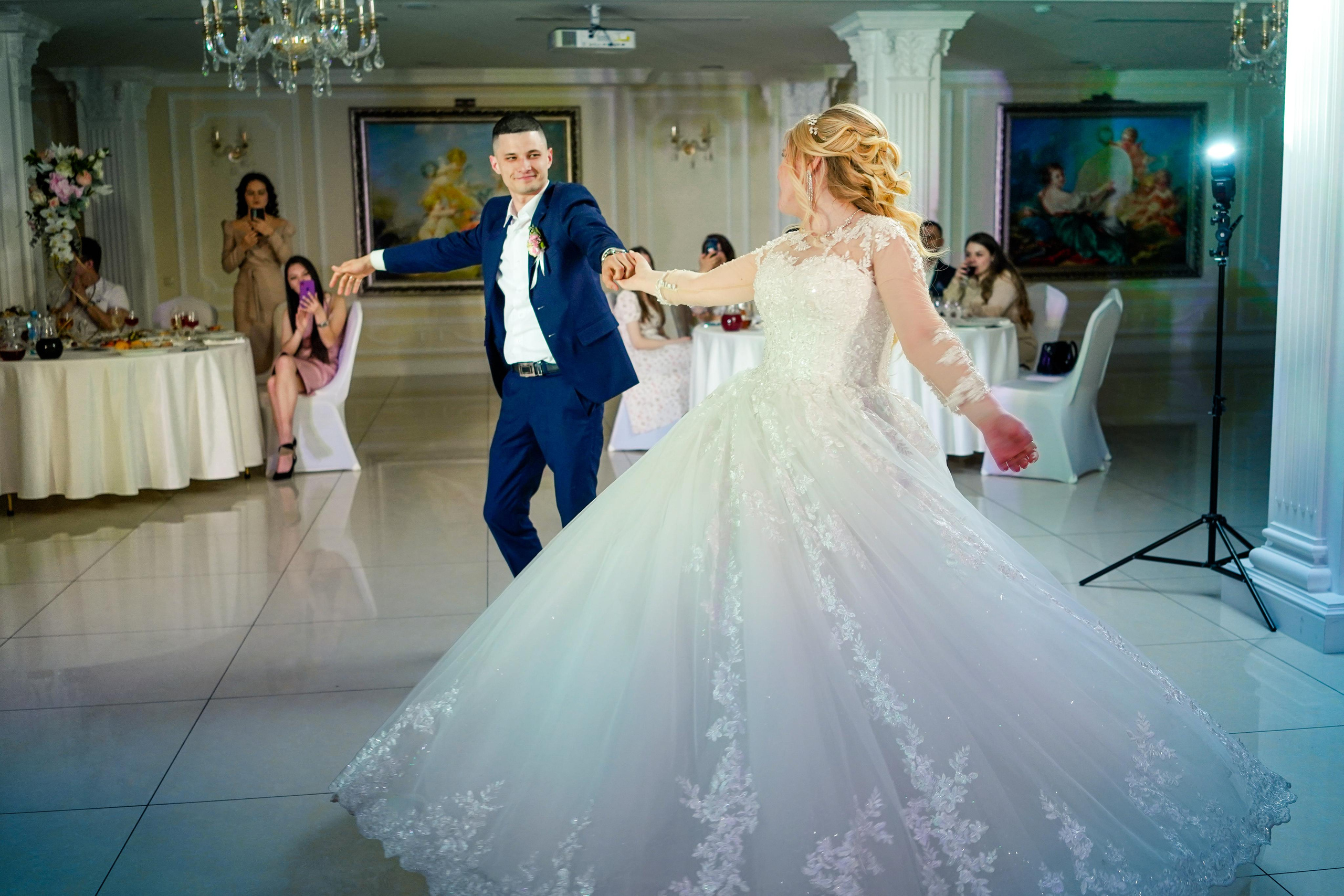 Свадебный день Алексея и Юлии 23.04.2022. Семейный и портретный фотограф в Екатеринбурге Анна Лобанова