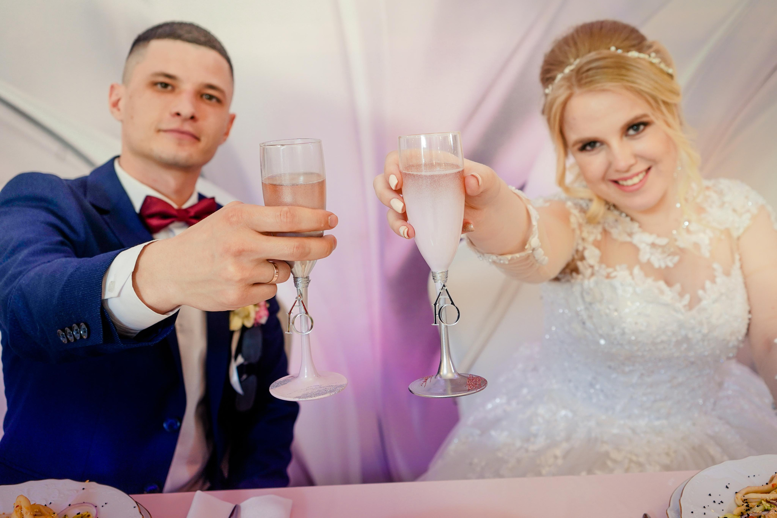 Свадебный день Алексея и Юлии 23.04.2022. Семейный и портретный фотограф в Екатеринбурге Анна Лобанова