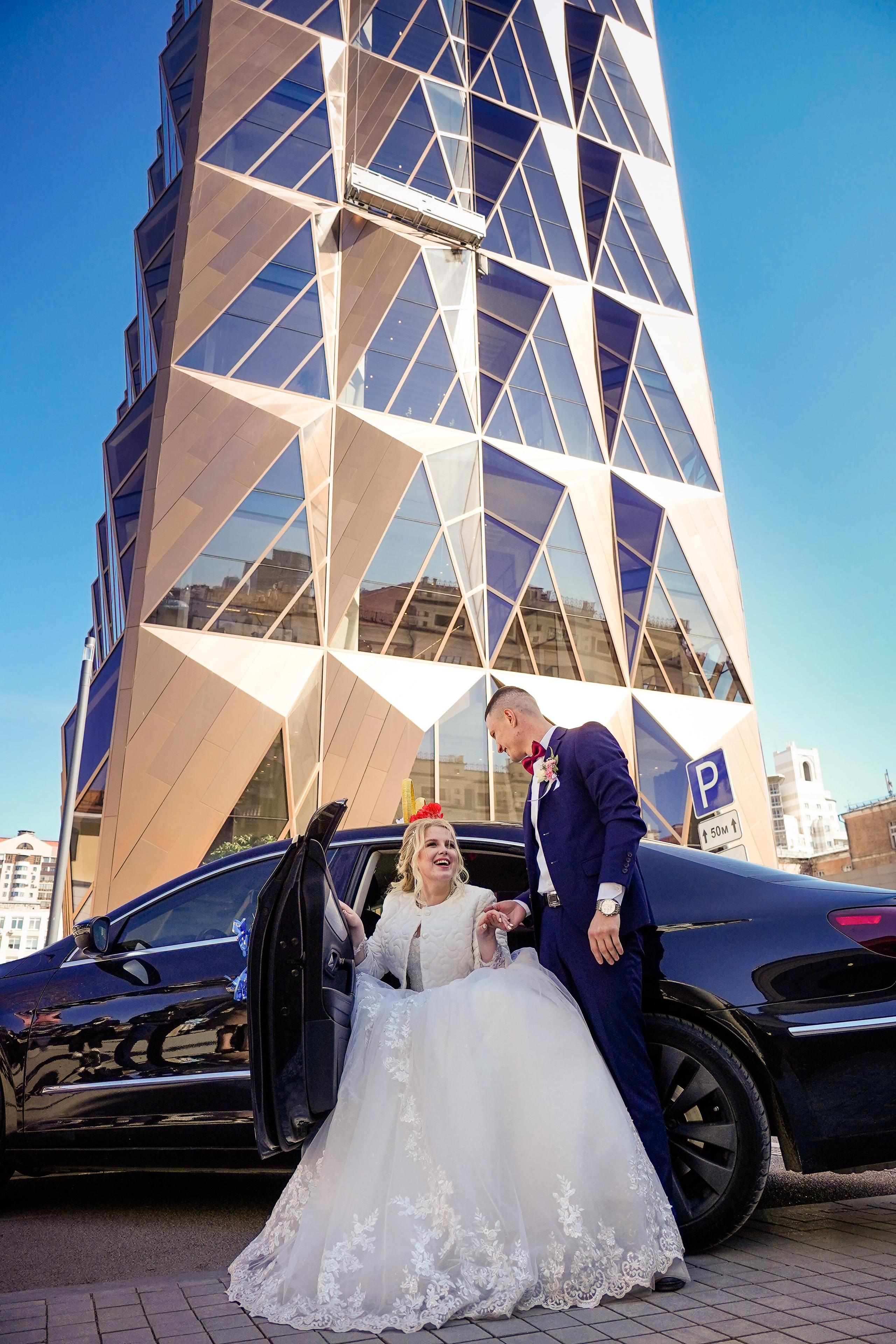 Свадебный день Алексея и Юлии 23.04.2022. Семейный и портретный фотограф в Екатеринбурге Анна Лобанова