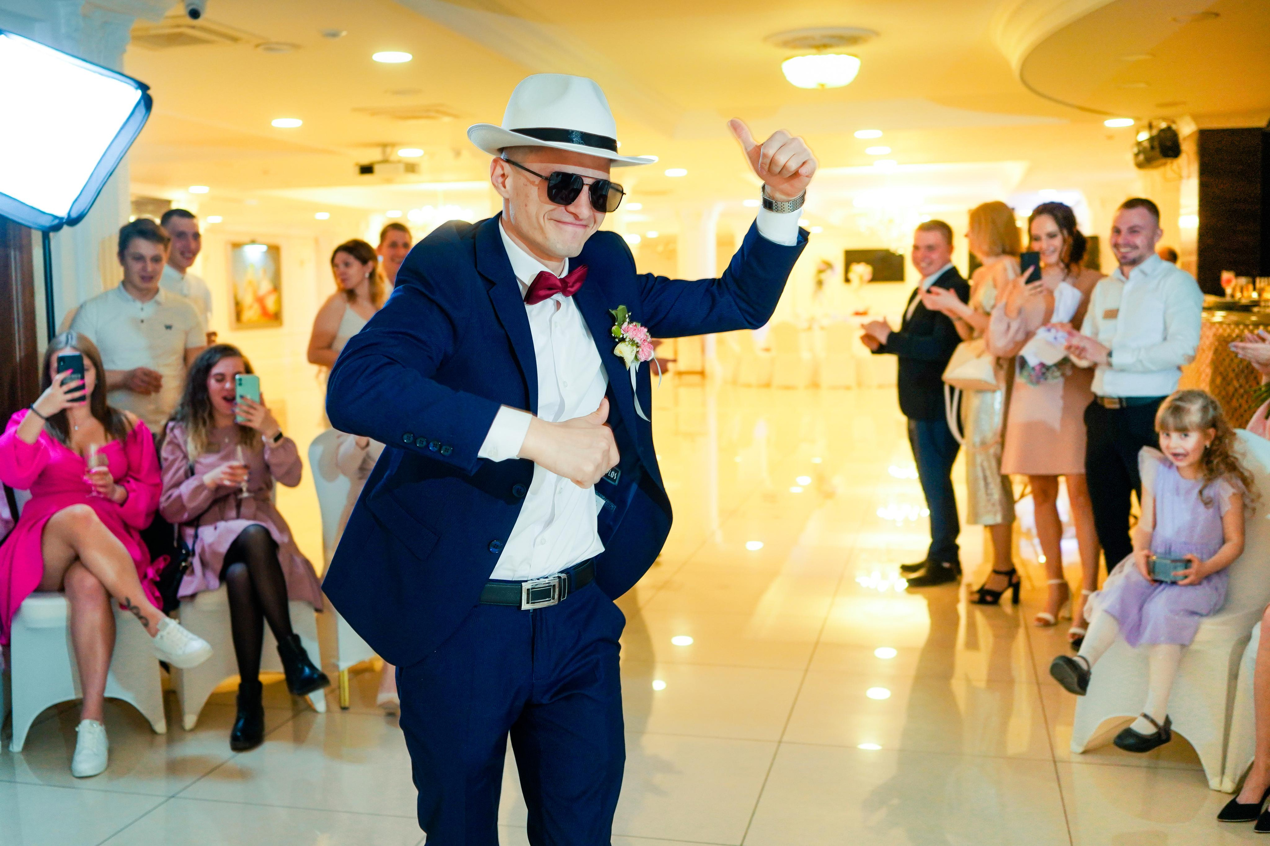 Свадебный день Алексея и Юлии 23.04.2022. Семейный и портретный фотограф в Екатеринбурге Анна Лобанова