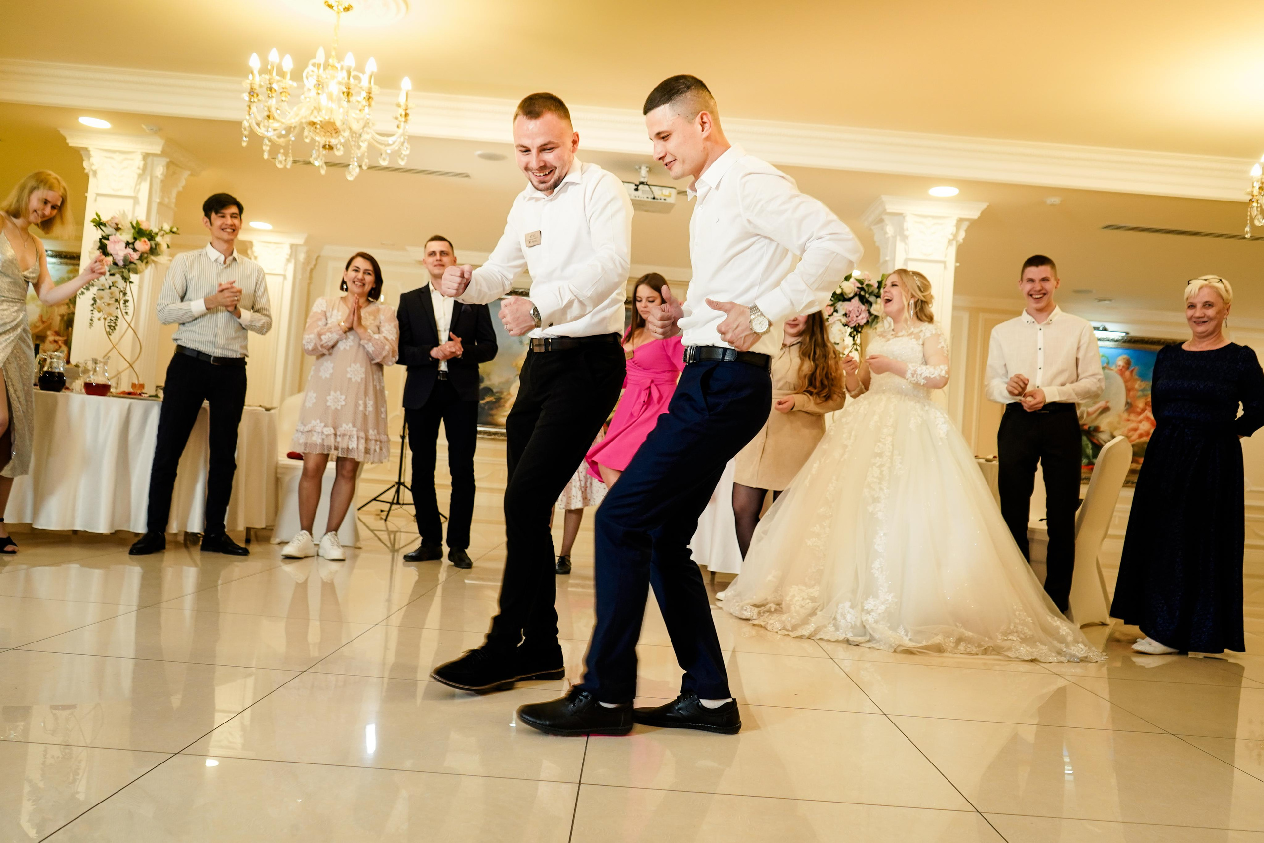 Свадебный день Алексея и Юлии 23.04.2022. Семейный и портретный фотограф в Екатеринбурге Анна Лобанова