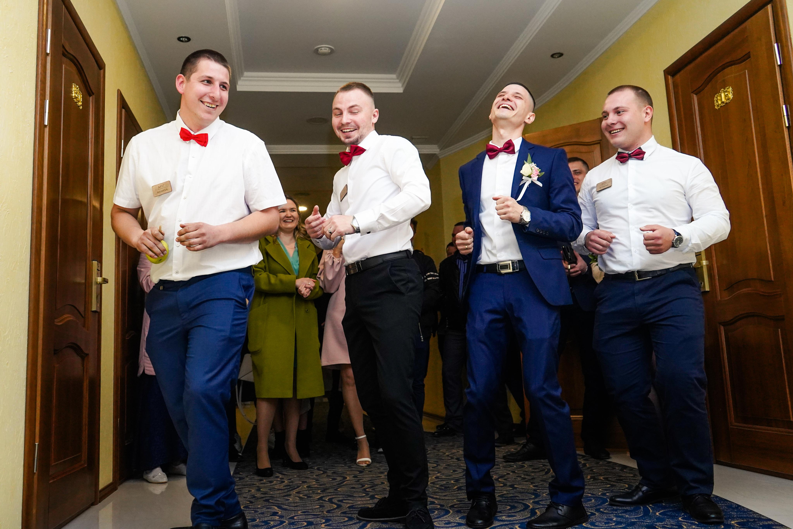 Свадебный день Алексея и Юлии 23.04.2022. Семейный и портретный фотограф в Екатеринбурге Анна Лобанова