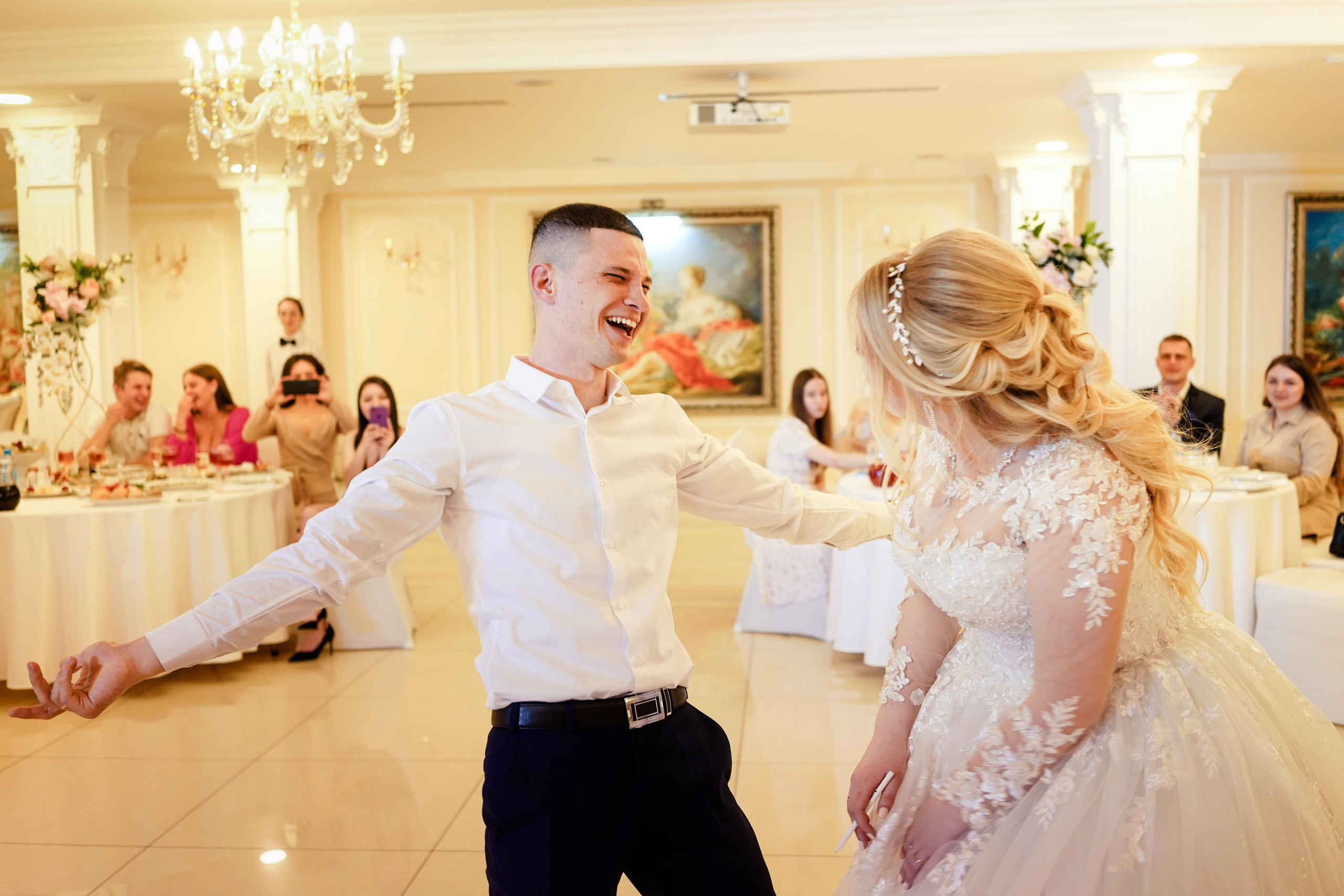 Свадебный день Алексея и Юлии 23.04.2022. Семейный и портретный фотограф в Екатеринбурге Анна Лобанова