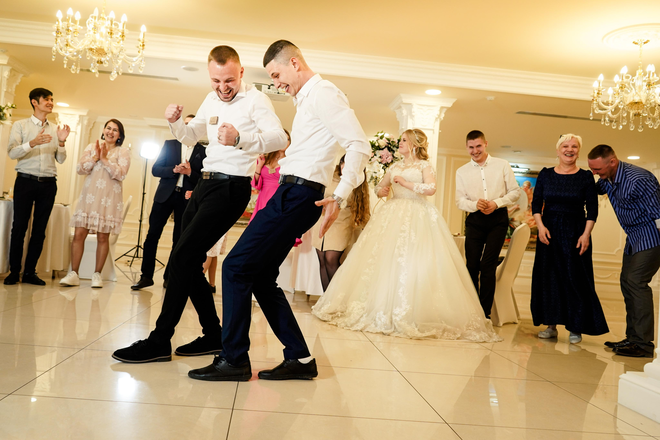 Свадебный день Алексея и Юлии 23.04.2022. Семейный и портретный фотограф в Екатеринбурге Анна Лобанова