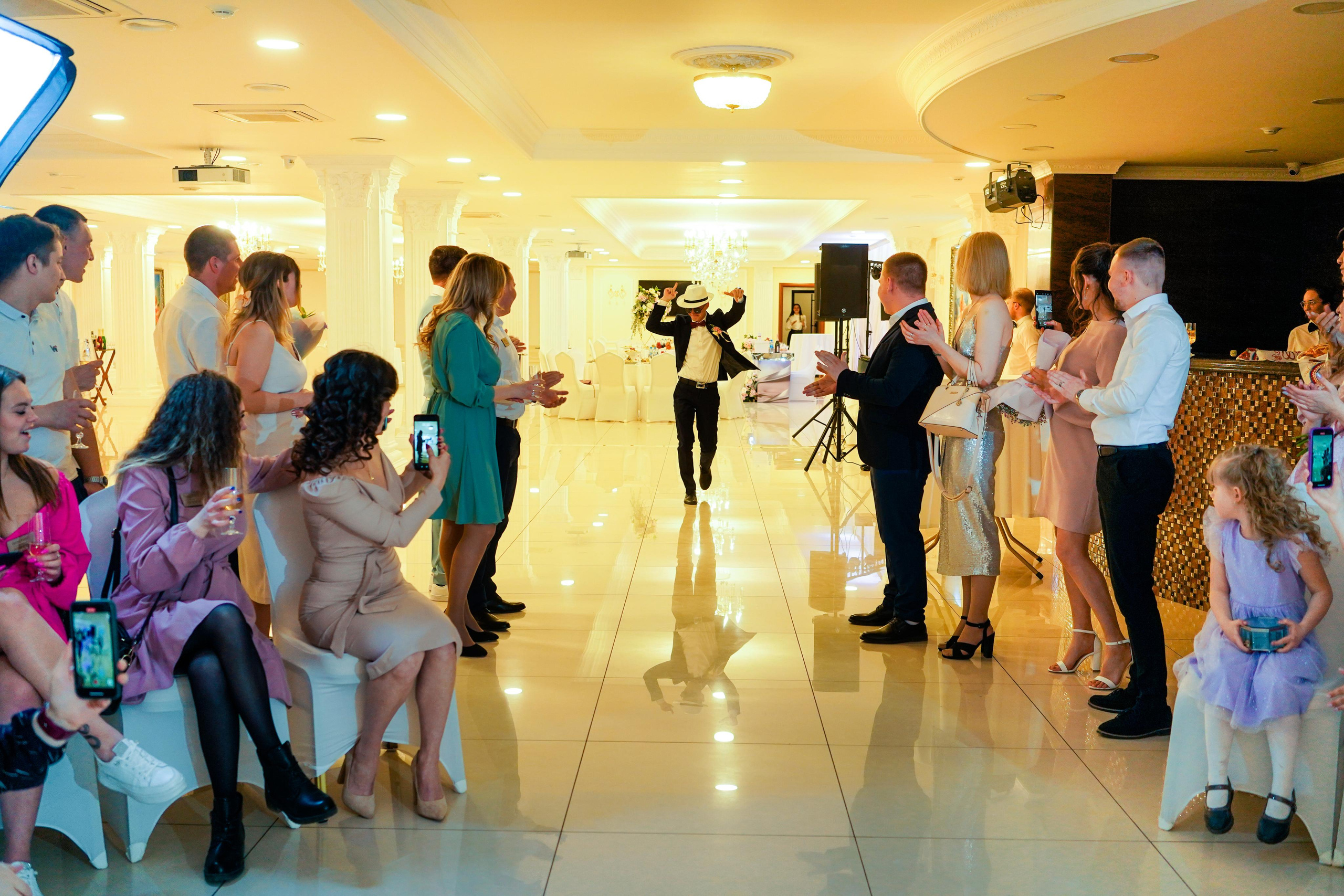 Свадебный день Алексея и Юлии 23.04.2022. Семейный и портретный фотограф в Екатеринбурге Анна Лобанова