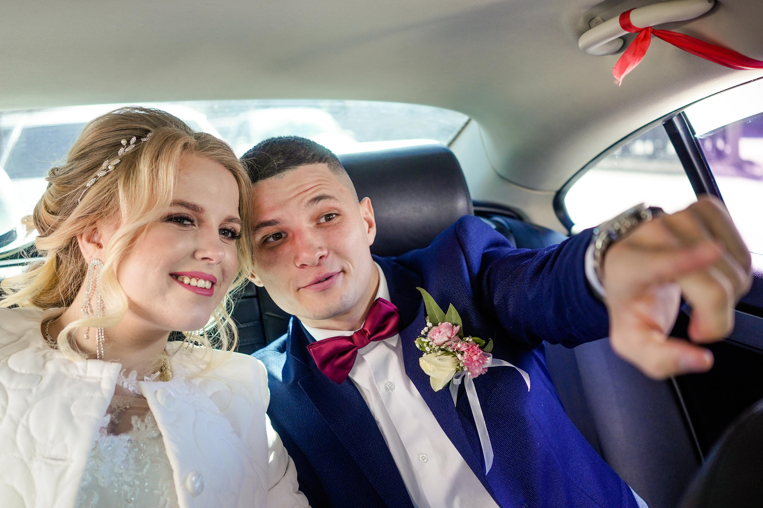 Свадебный день Алексея и Юлии 23.04.2022. Семейный и портретный фотограф в Екатеринбурге Анна Лобанова