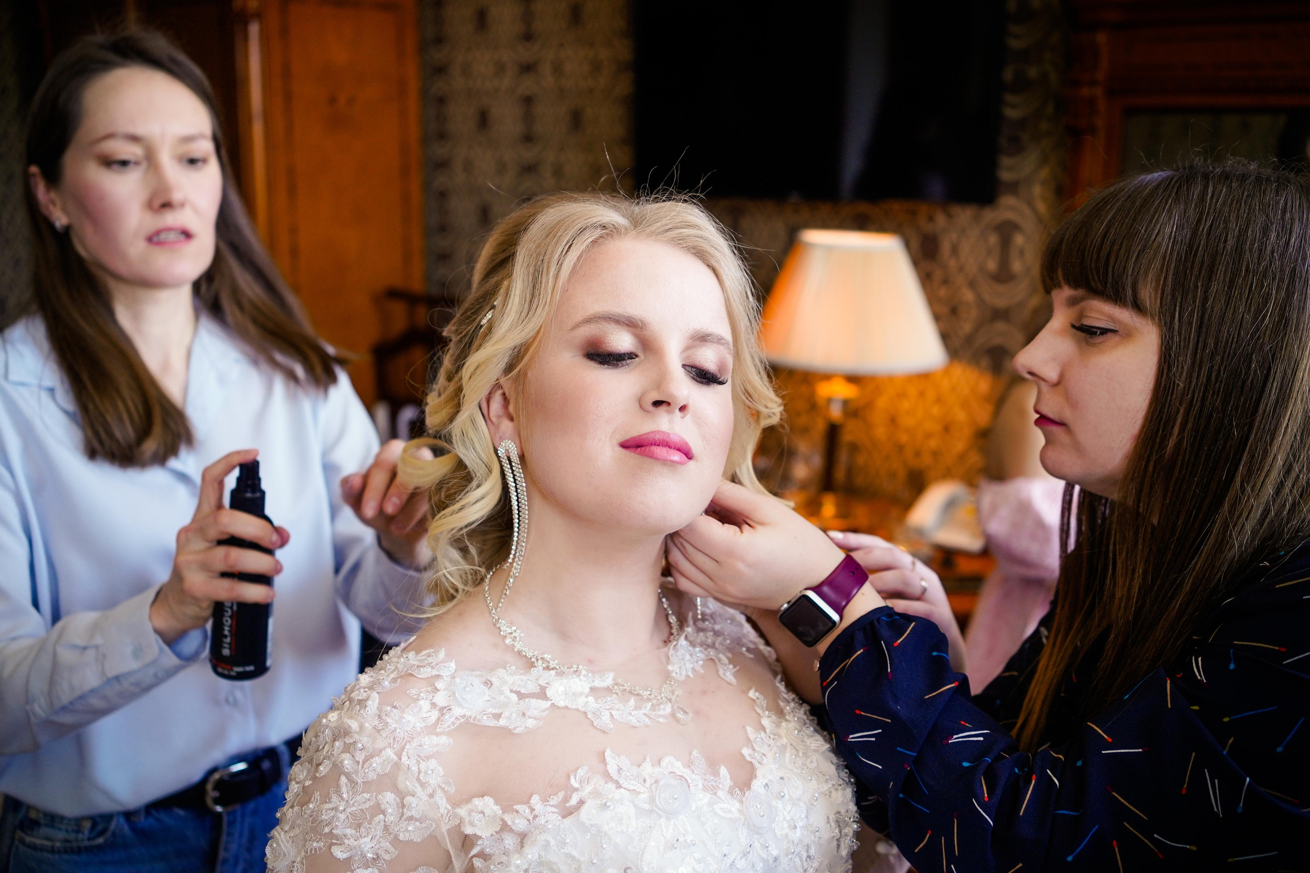 Свадебный день Алексея и Юлии 23.04.2022. Семейный и портретный фотограф в Екатеринбурге Анна Лобанова