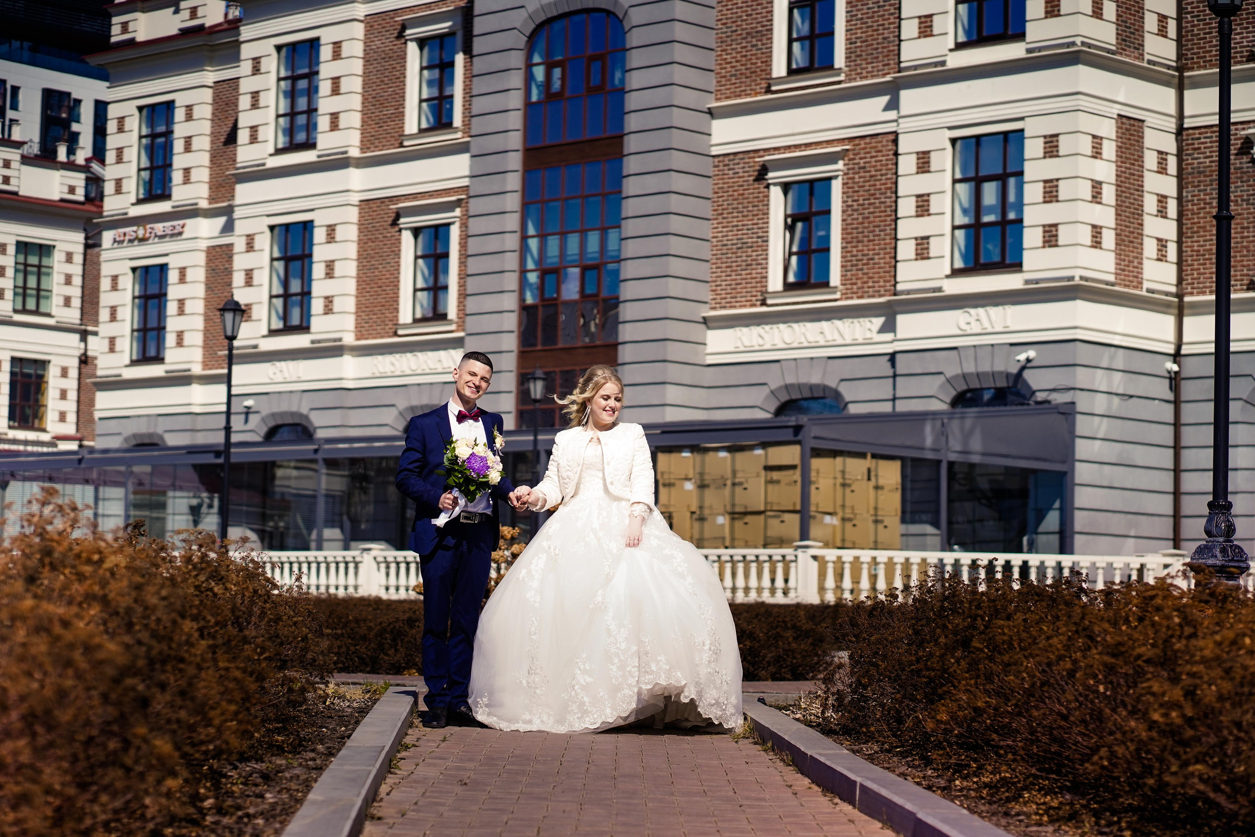 Свадебный день Алексея и Юлии 23.04.2022. Семейный и портретный фотограф в Екатеринбурге Анна Лобанова
