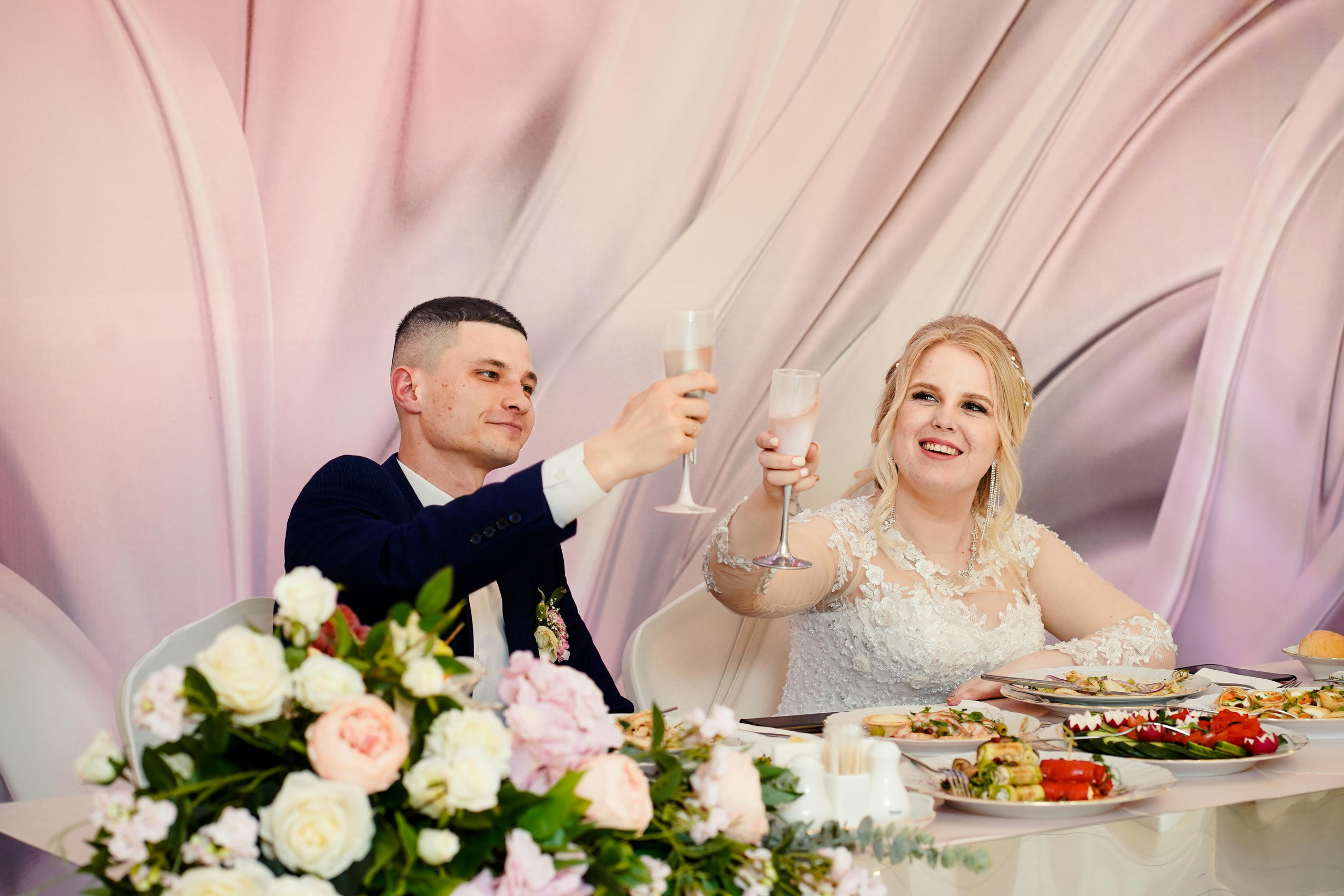 Свадебный день Алексея и Юлии 23.04.2022. Семейный и портретный фотограф в Екатеринбурге Анна Лобанова