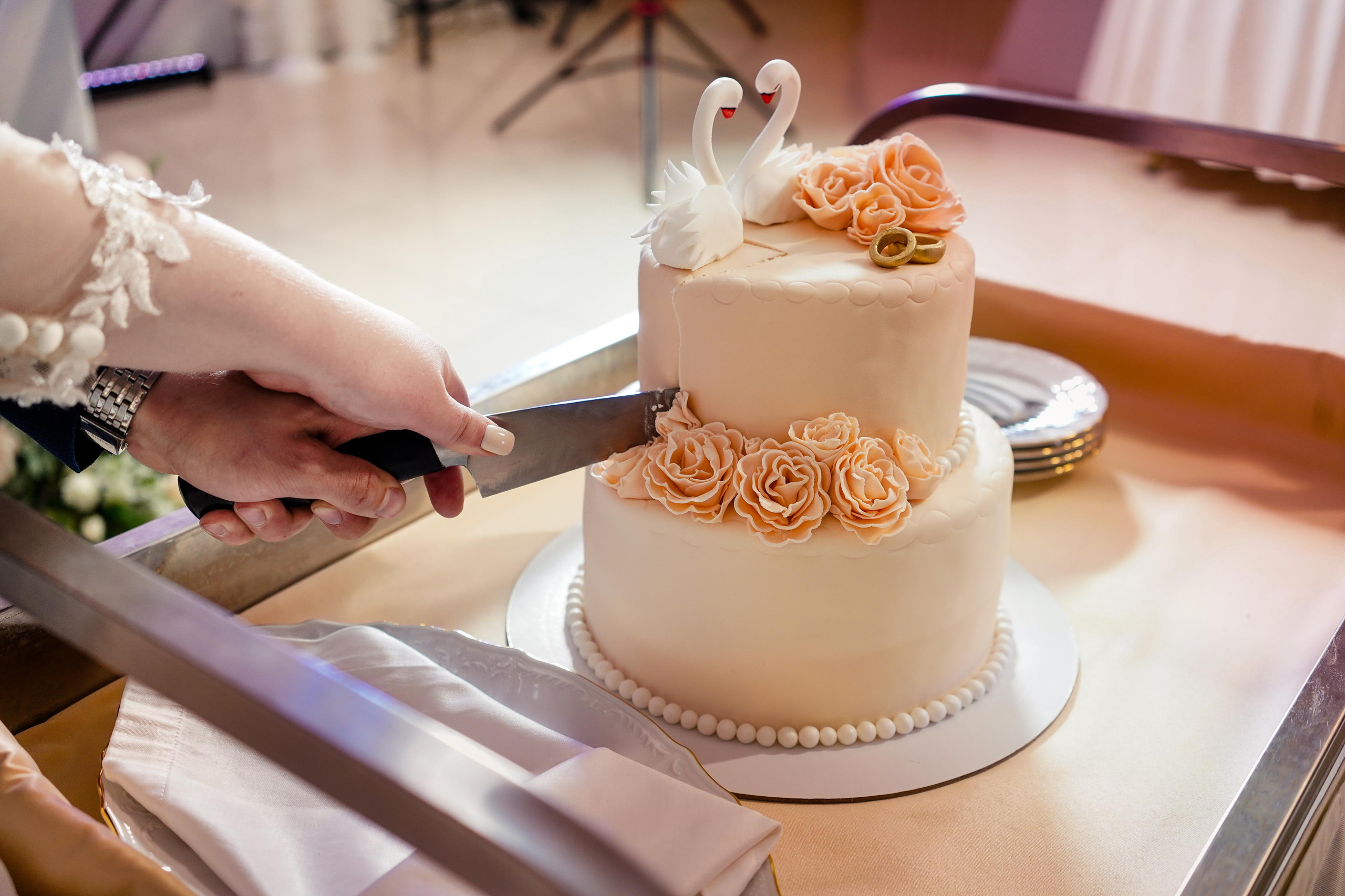 Свадебный день Алексея и Юлии 23.04.2022. Семейный и портретный фотограф в Екатеринбурге Анна Лобанова