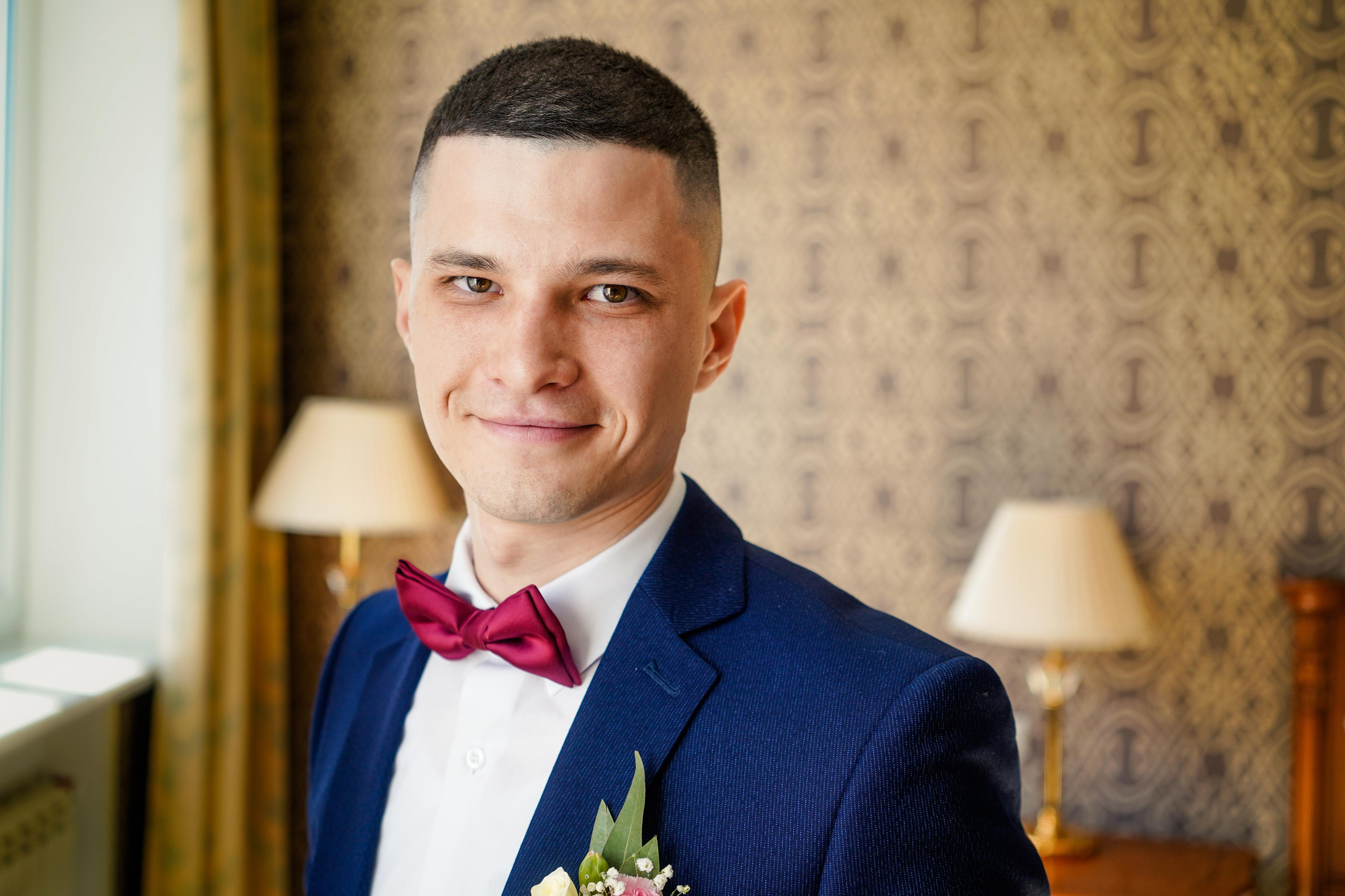 Свадебный день Алексея и Юлии 23.04.2022. Семейный и портретный фотограф в Екатеринбурге Анна Лобанова