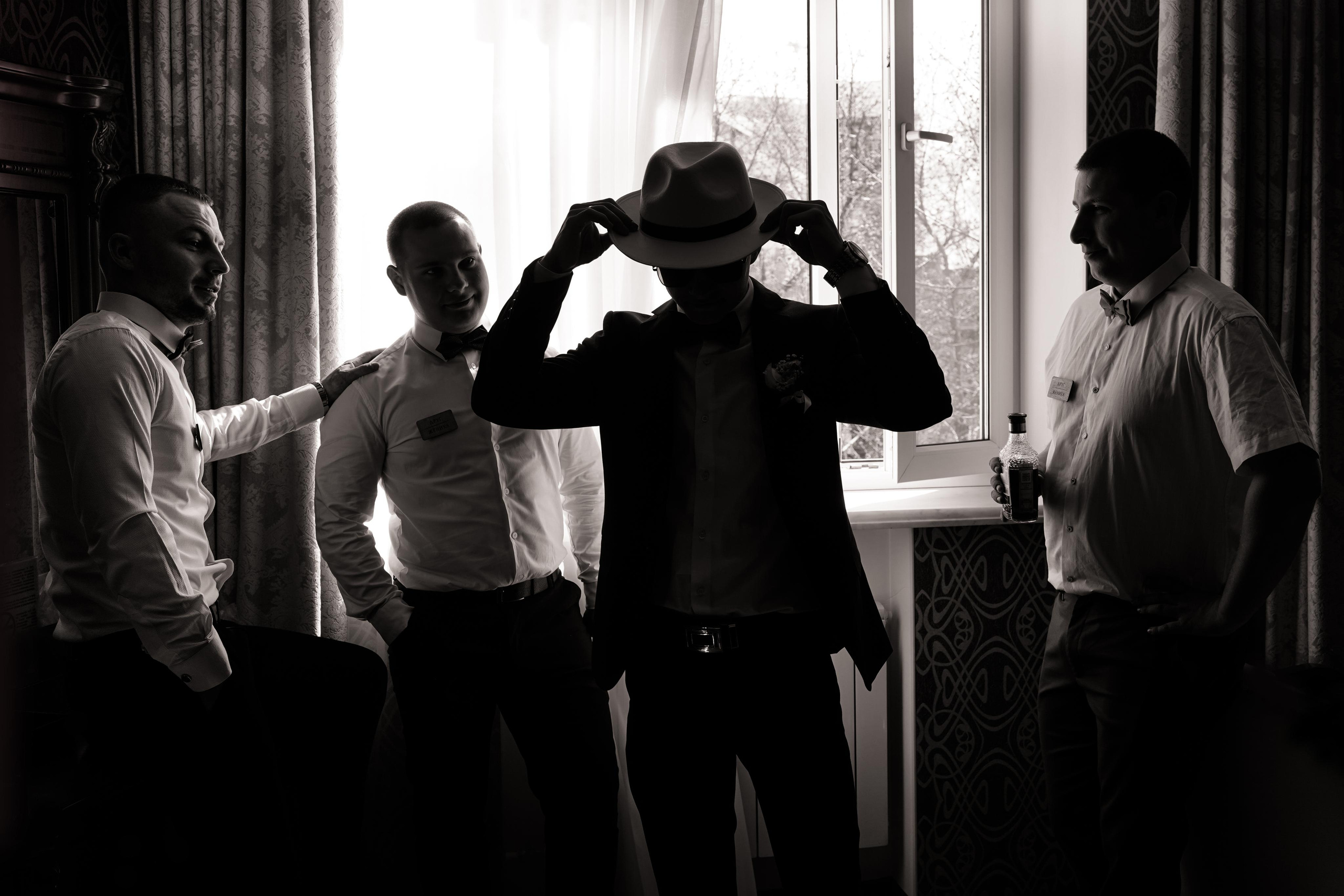 Свадебный день Алексея и Юлии 23.04.2022. Семейный и портретный фотограф в Екатеринбурге Анна Лобанова