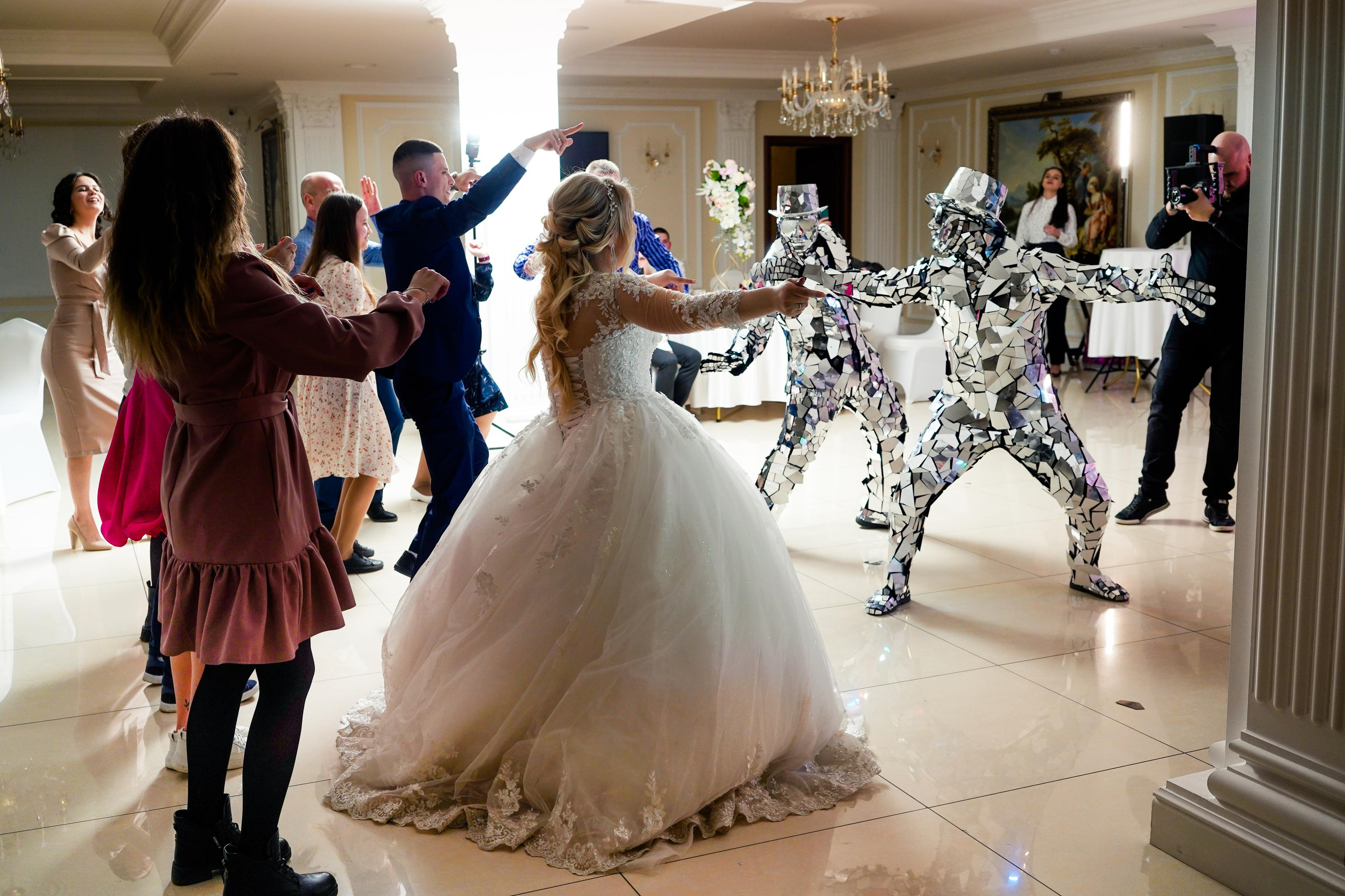 Свадебный день Алексея и Юлии 23.04.2022. Семейный и портретный фотограф в Екатеринбурге Анна Лобанова