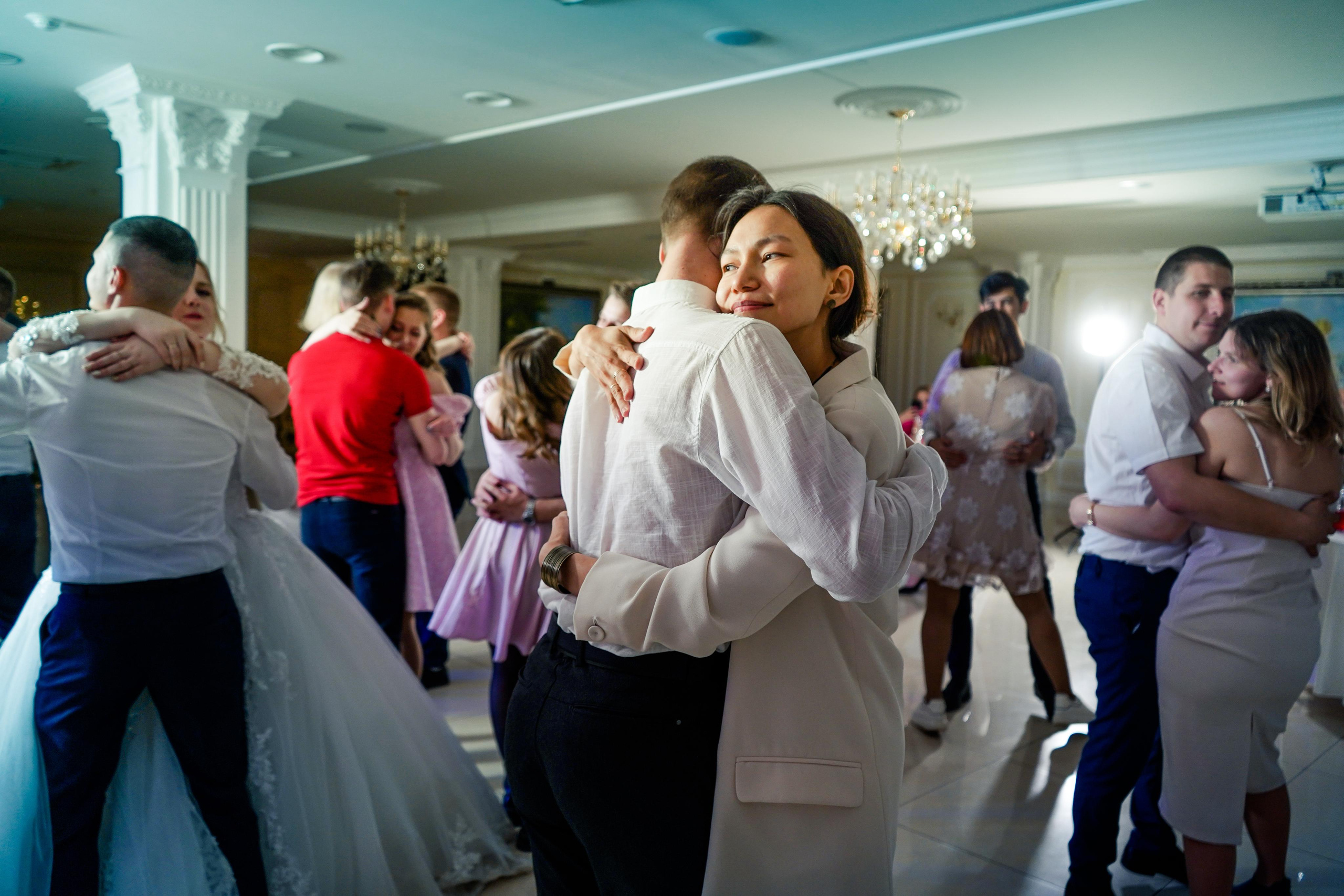 Свадебный день Алексея и Юлии 23.04.2022. Семейный и портретный фотограф в Екатеринбурге Анна Лобанова