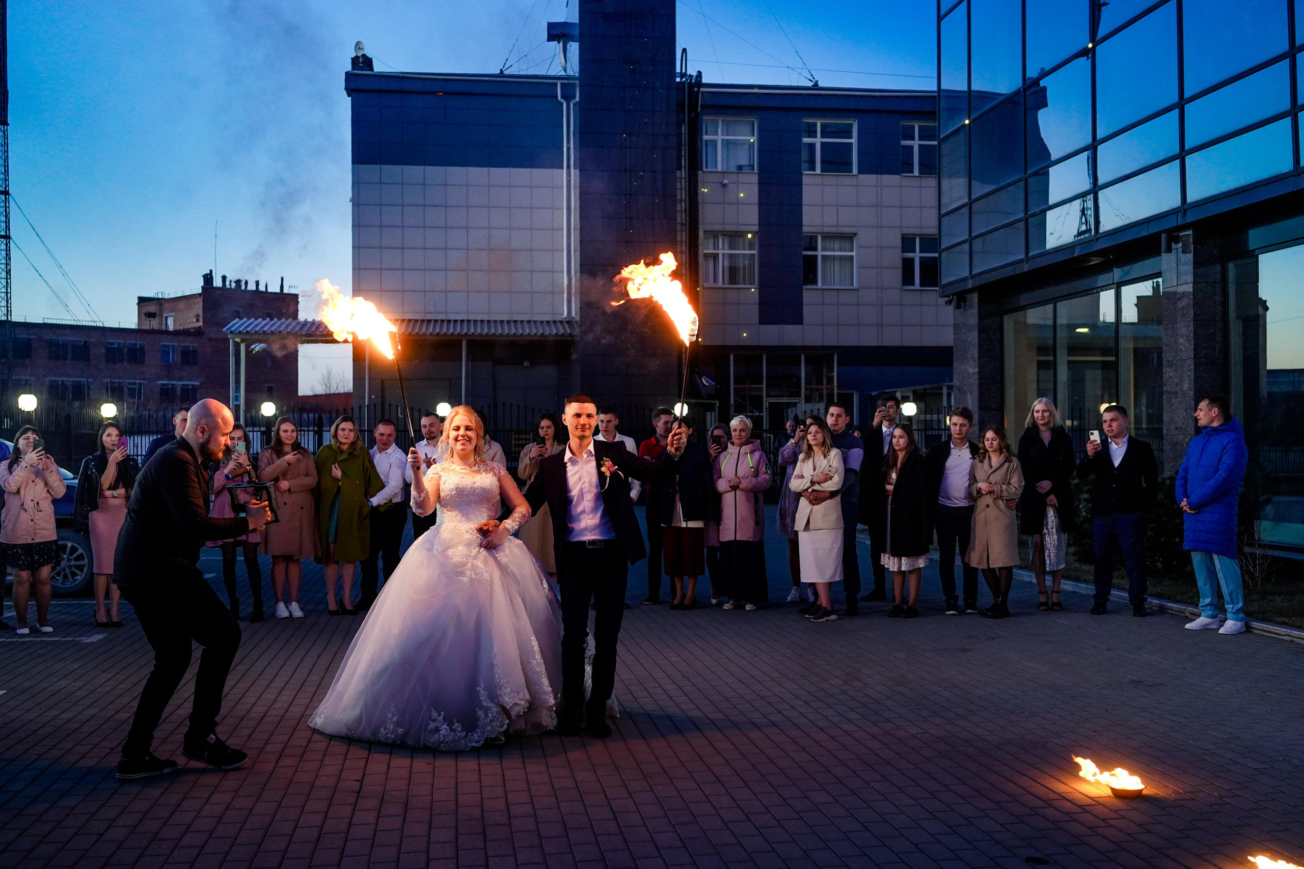 Свадебный день Алексея и Юлии 23.04.2022. Семейный и портретный фотограф в Екатеринбурге Анна Лобанова