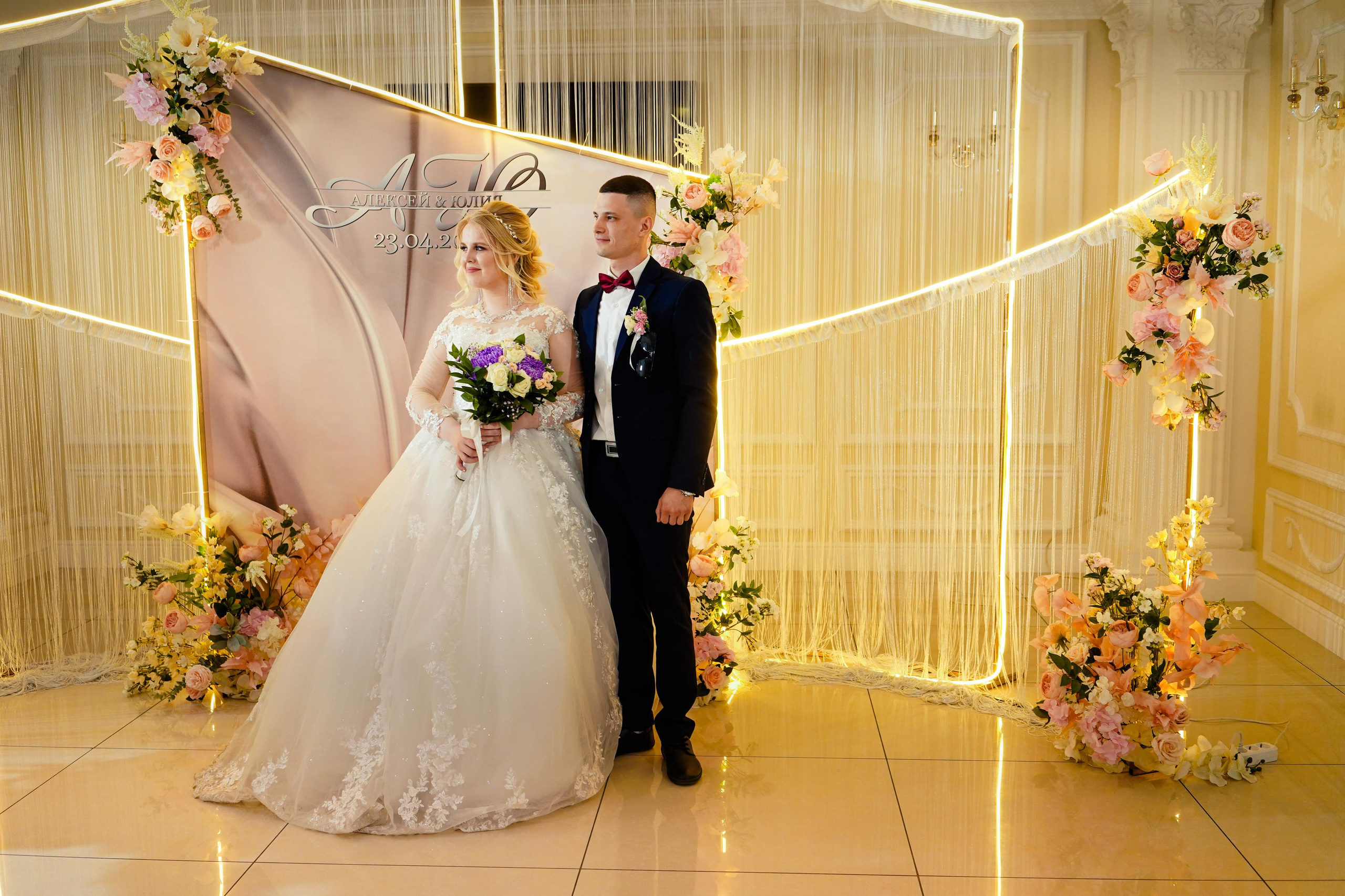 Свадебный день Алексея и Юлии 23.04.2022. Семейный и портретный фотограф в Екатеринбурге Анна Лобанова