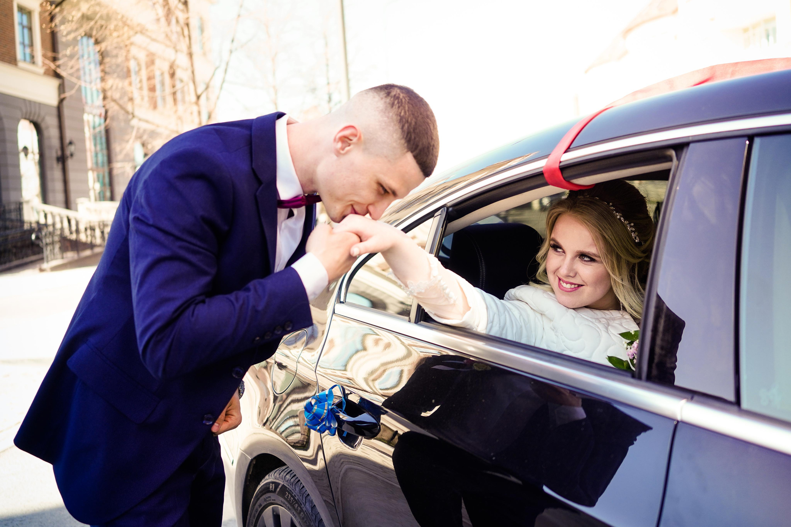 Свадебный день Алексея и Юлии 23.04.2022. Семейный и портретный фотограф в Екатеринбурге Анна Лобанова