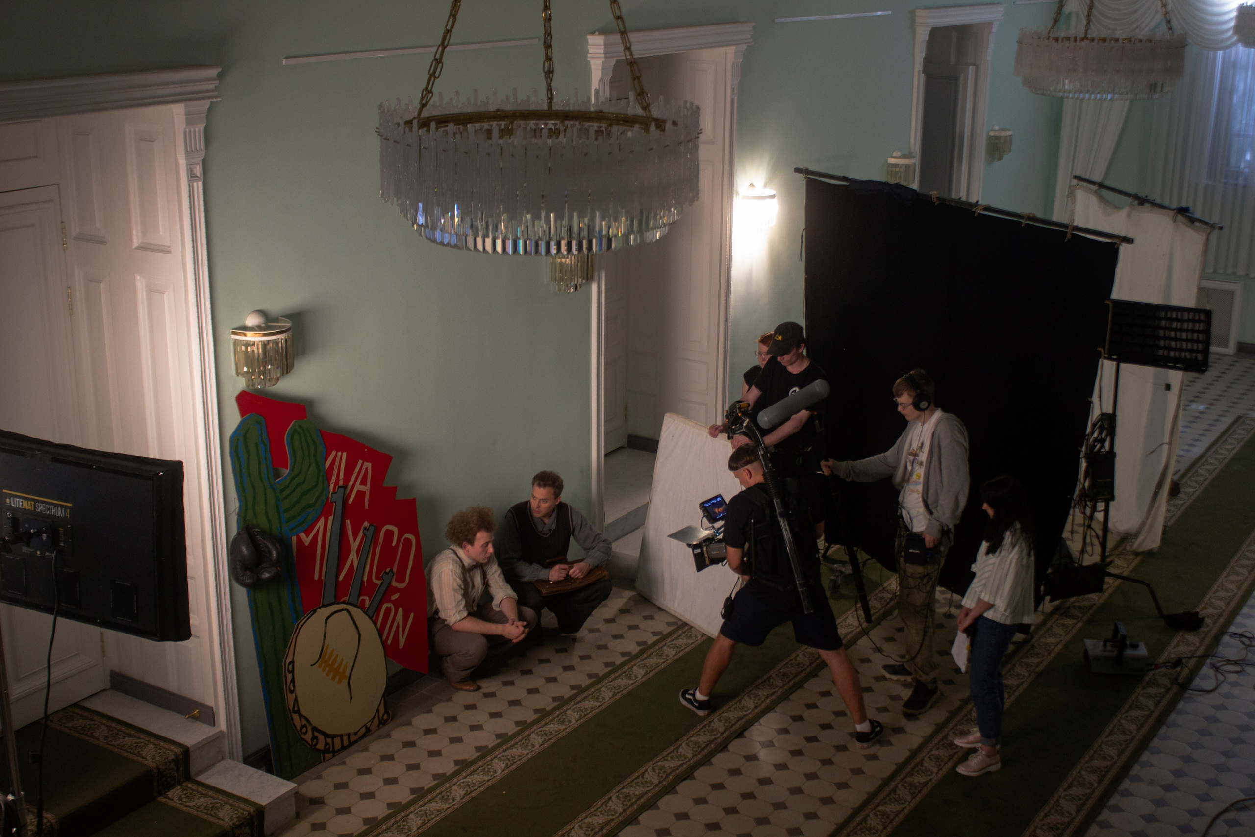 Бэкстейдж фильма «Броненосец» (2022). Юля Мурашова портретный и документальный фотограф