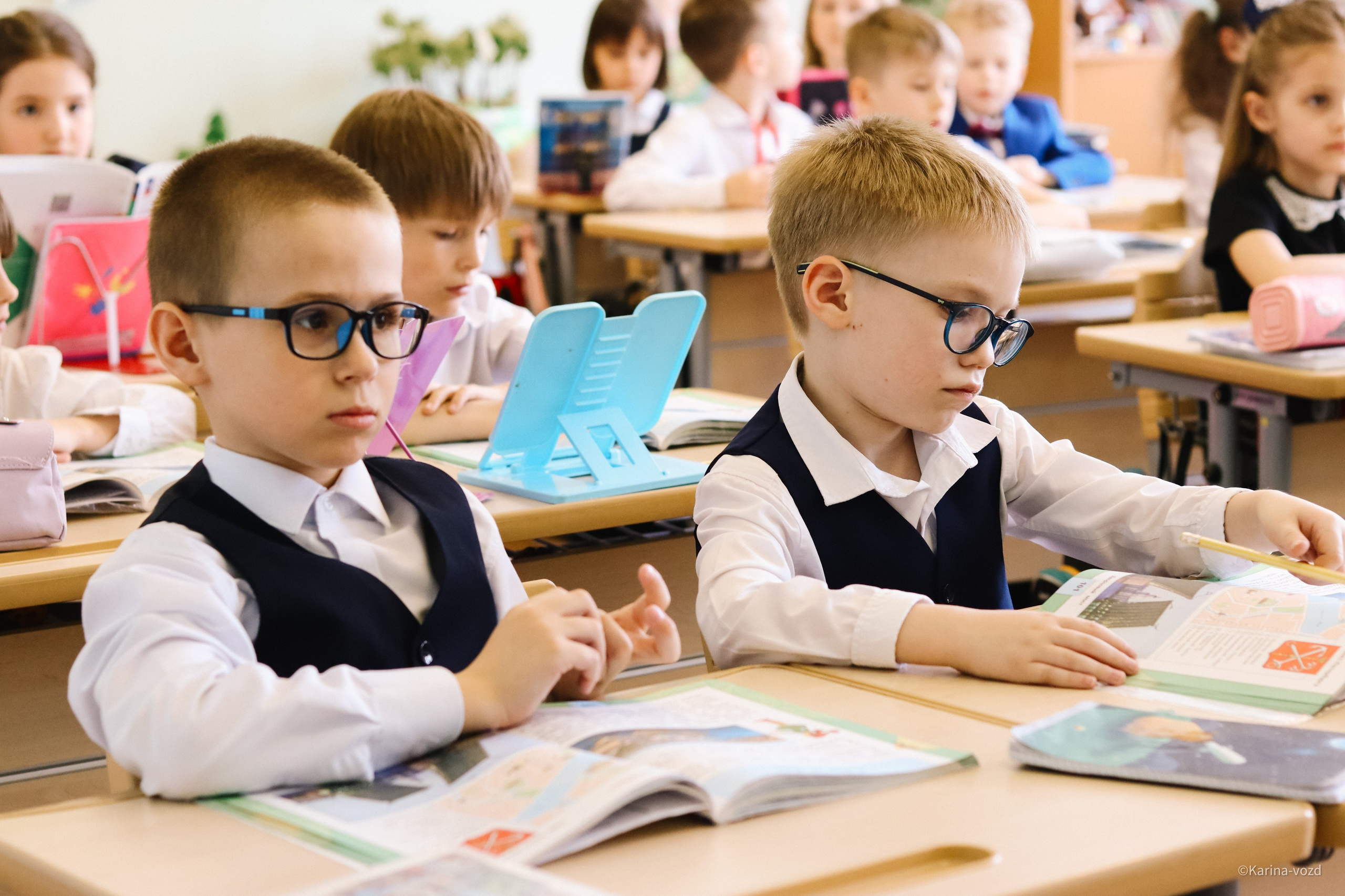 Один день из жизни младшеклассников. Репортажный фотограф в Москве и Зеленограде Karina-vozd