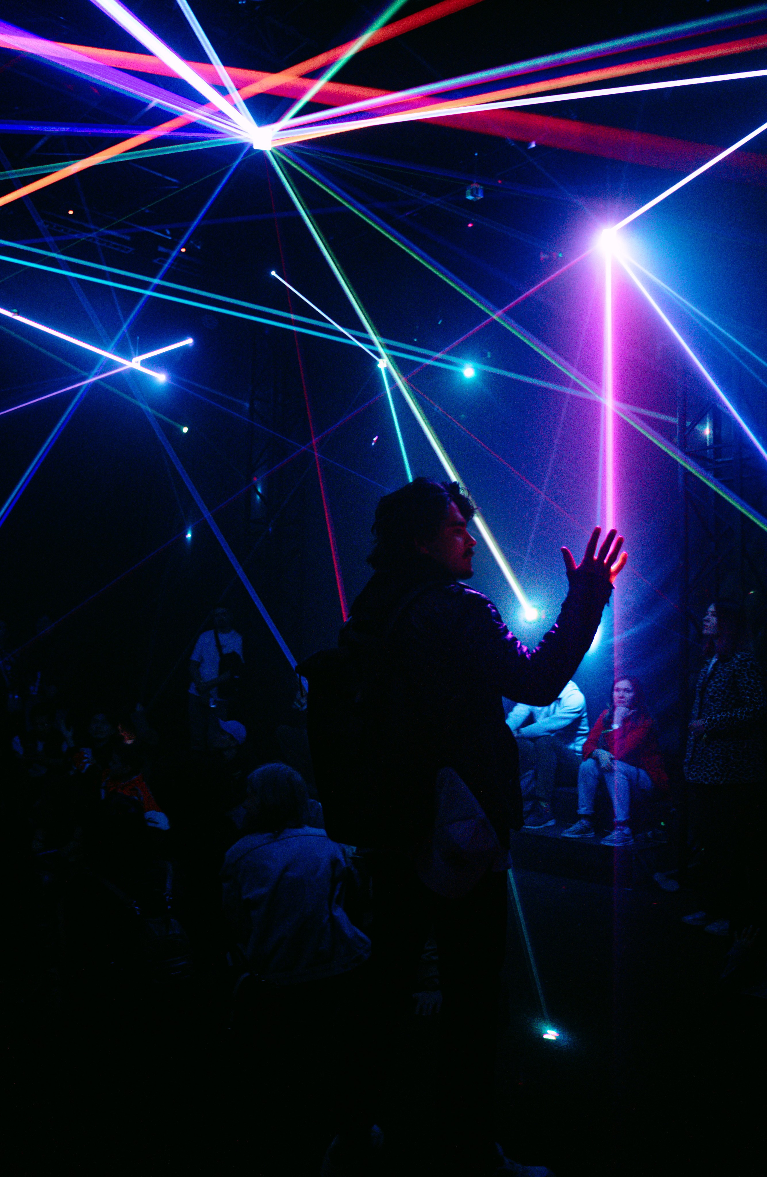 НУР. Фестиваль медиаискусства / 2024. Саша Копылов, фотограф в Казани