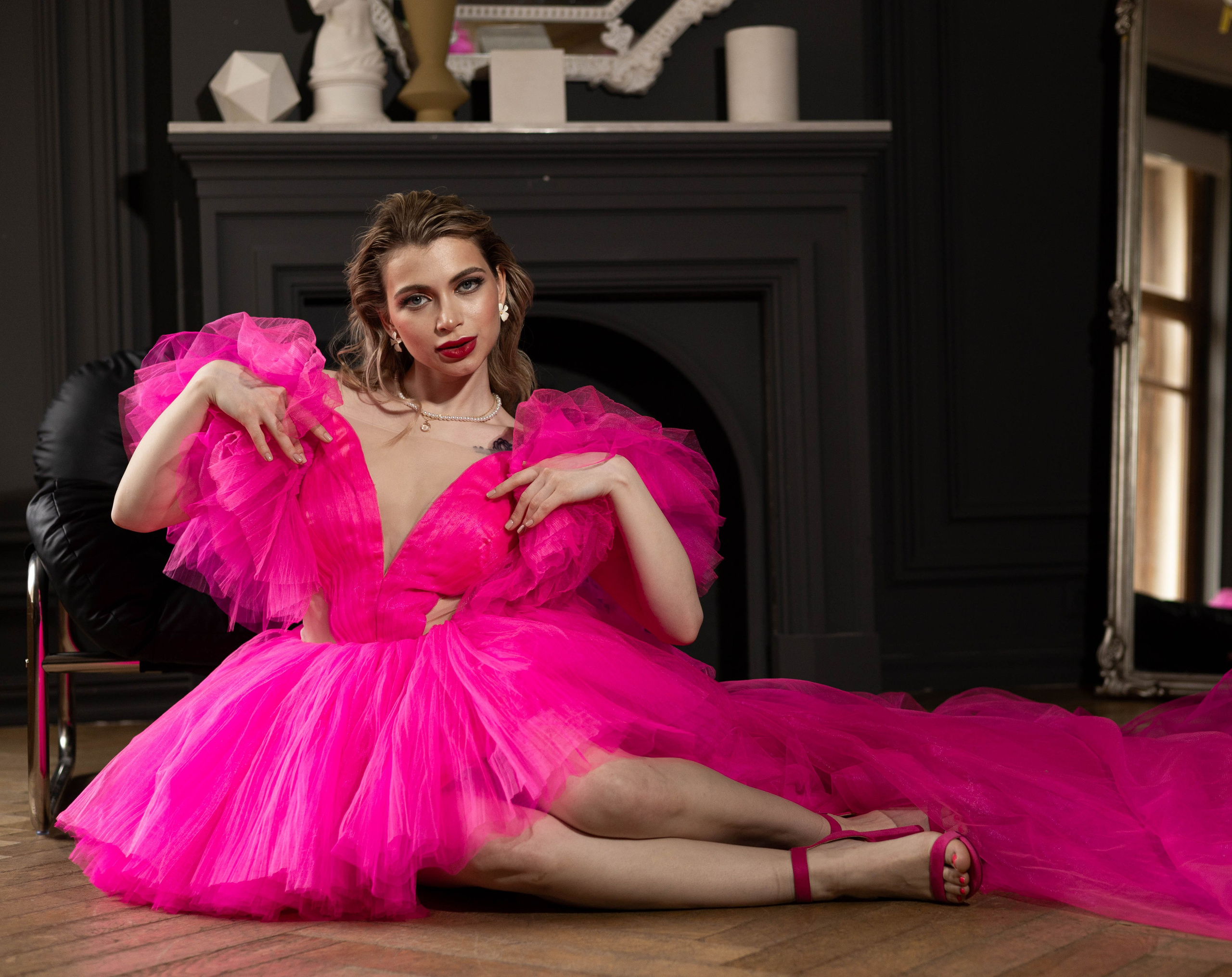 Екатерина. Fuchsia on black. Портретный фотограф Панферова Регина г. Санкт-Петербург, г. Казань