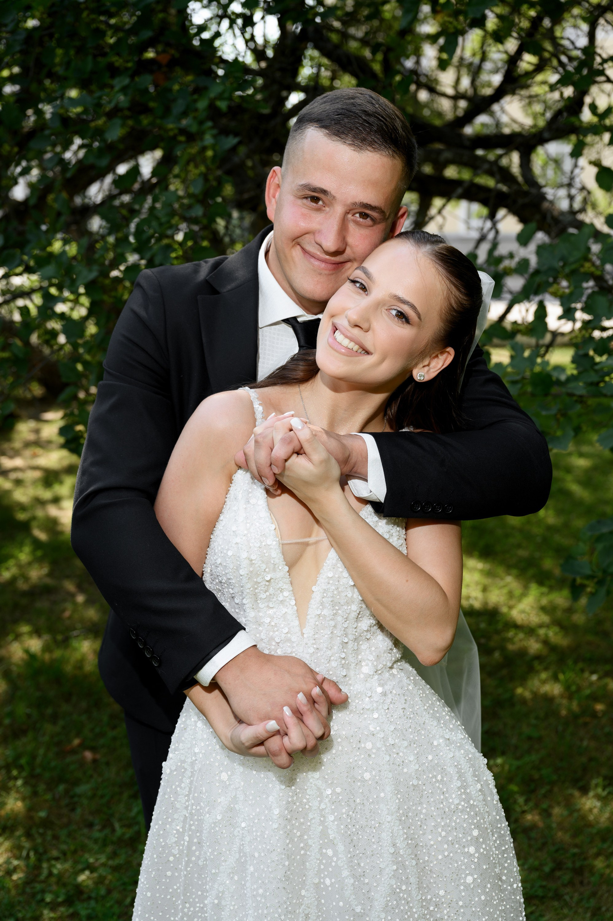 Антон и Виолета. Zhulanovilya