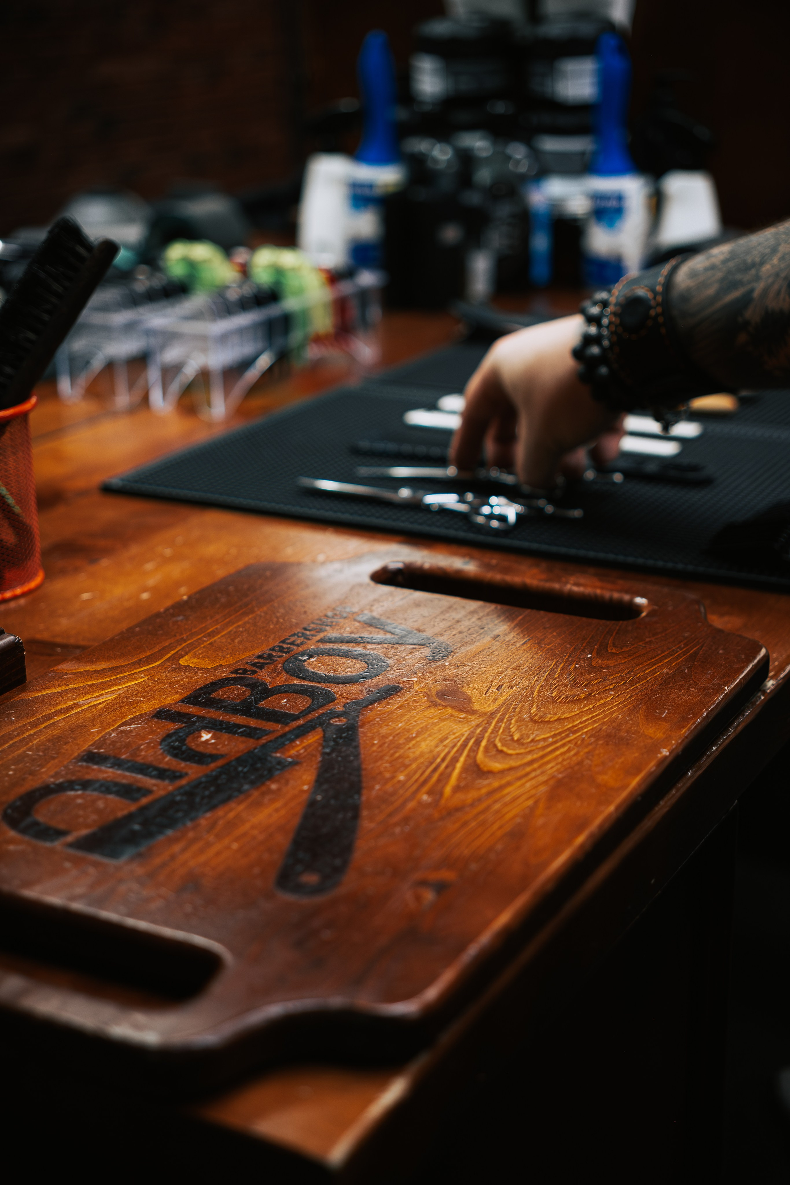 Контент-съемка барбершоп OLDBOY. Коммерческий и Портретный Фотограф Симферополь Крым Максим Махо