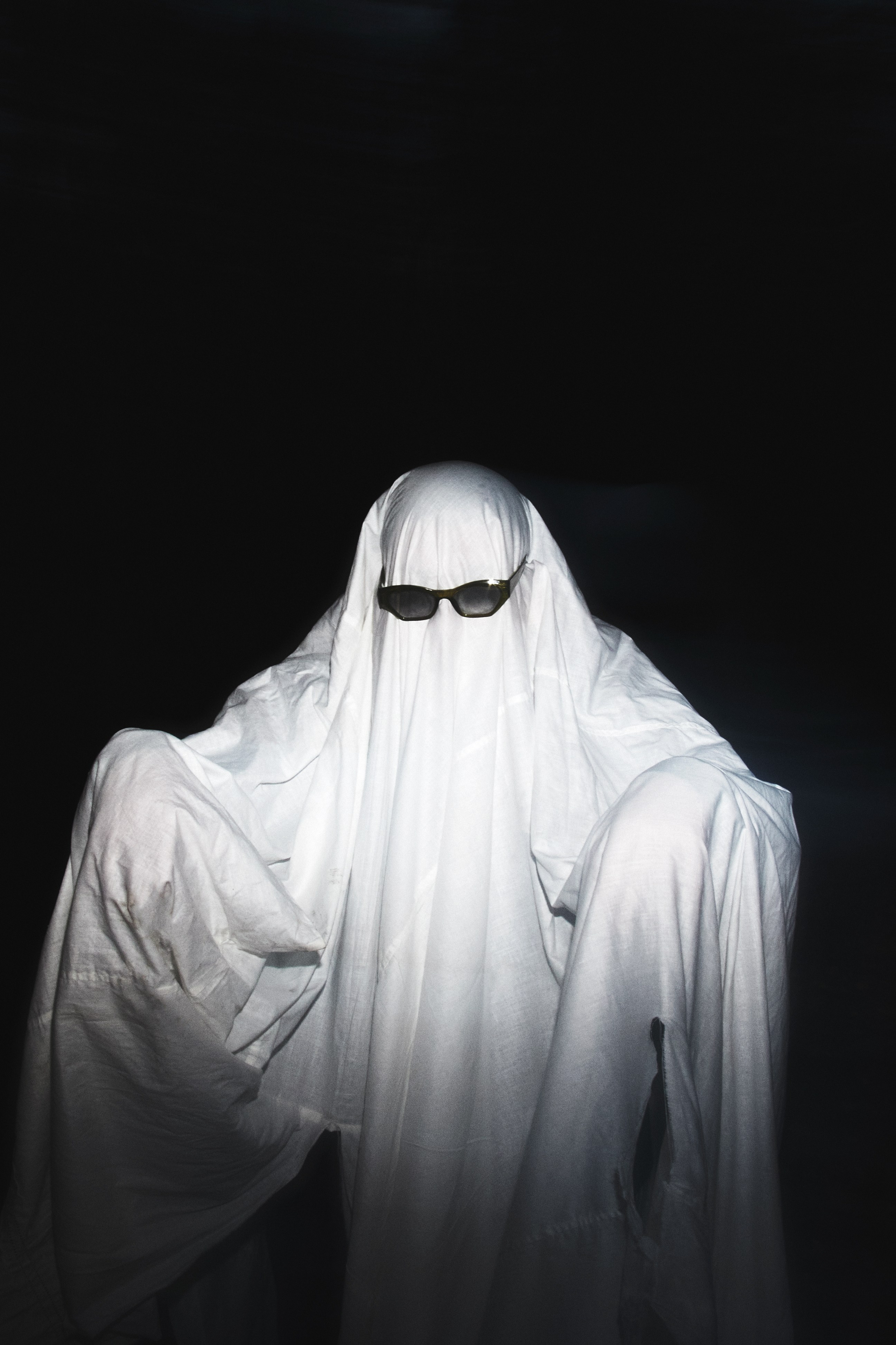 Tears falling down at the patry // 31.10. Simpleand1